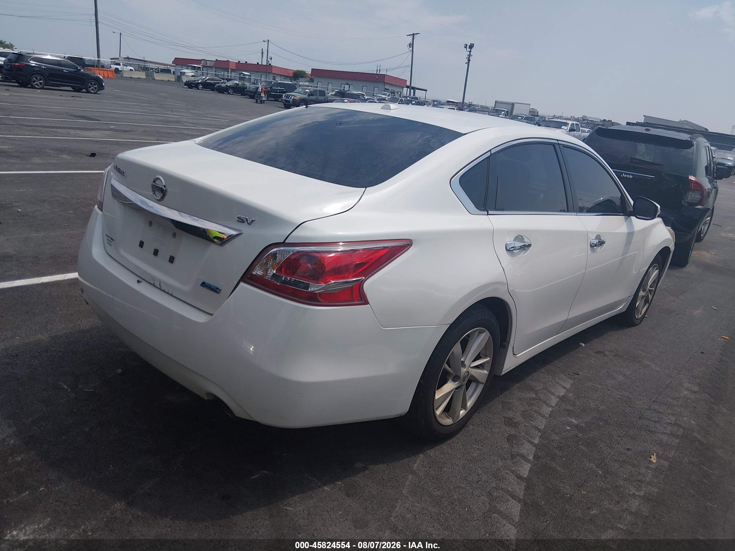 2013 Nissan Altima 2.5 Sv White vin: 1N4AL3AP6DN465180