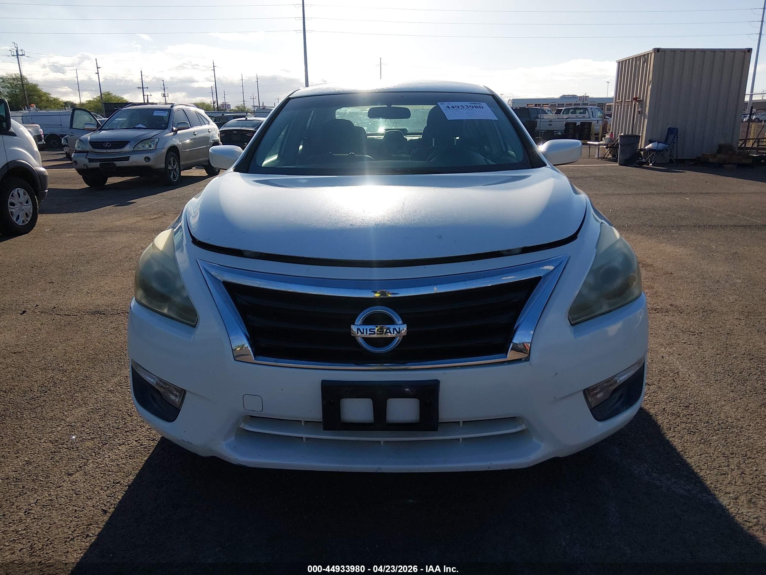 2013 Nissan Altima 2.5 S White vin: 1N4AL3AP6DN480388