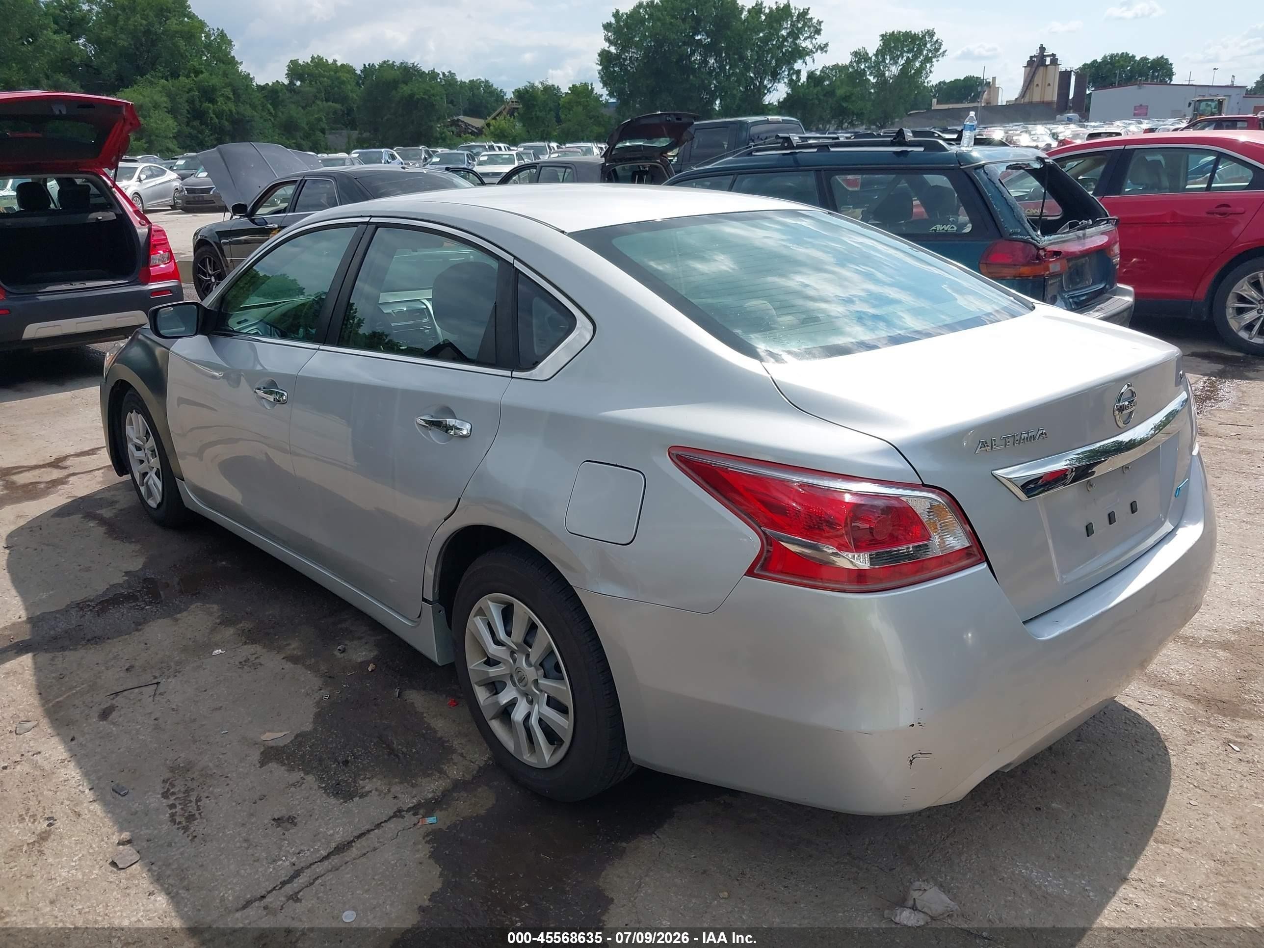 2013 Nissan Altima 2.5 S Silver vin: 1N4AL3AP6DN494792