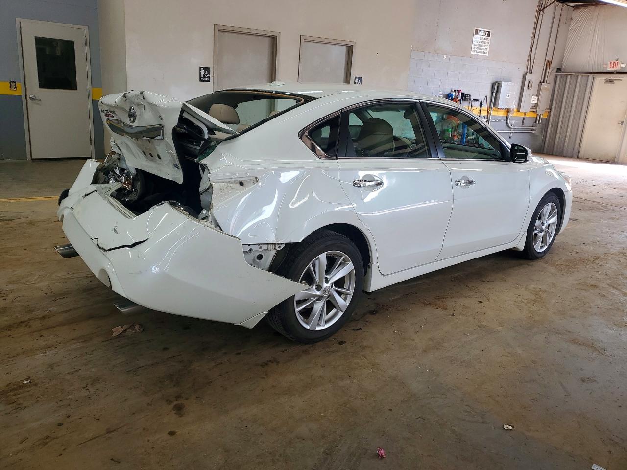 2013 Nissan Altima 2.5 White vin: 1N4AL3AP6DN504625