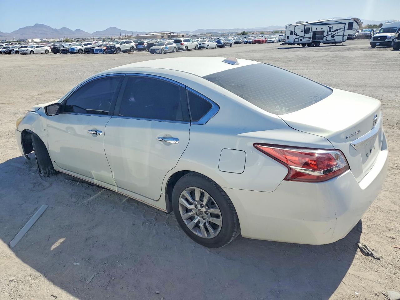 2013 Nissan Altima 2.5 Белый vin: 1N4AL3AP6DN549273