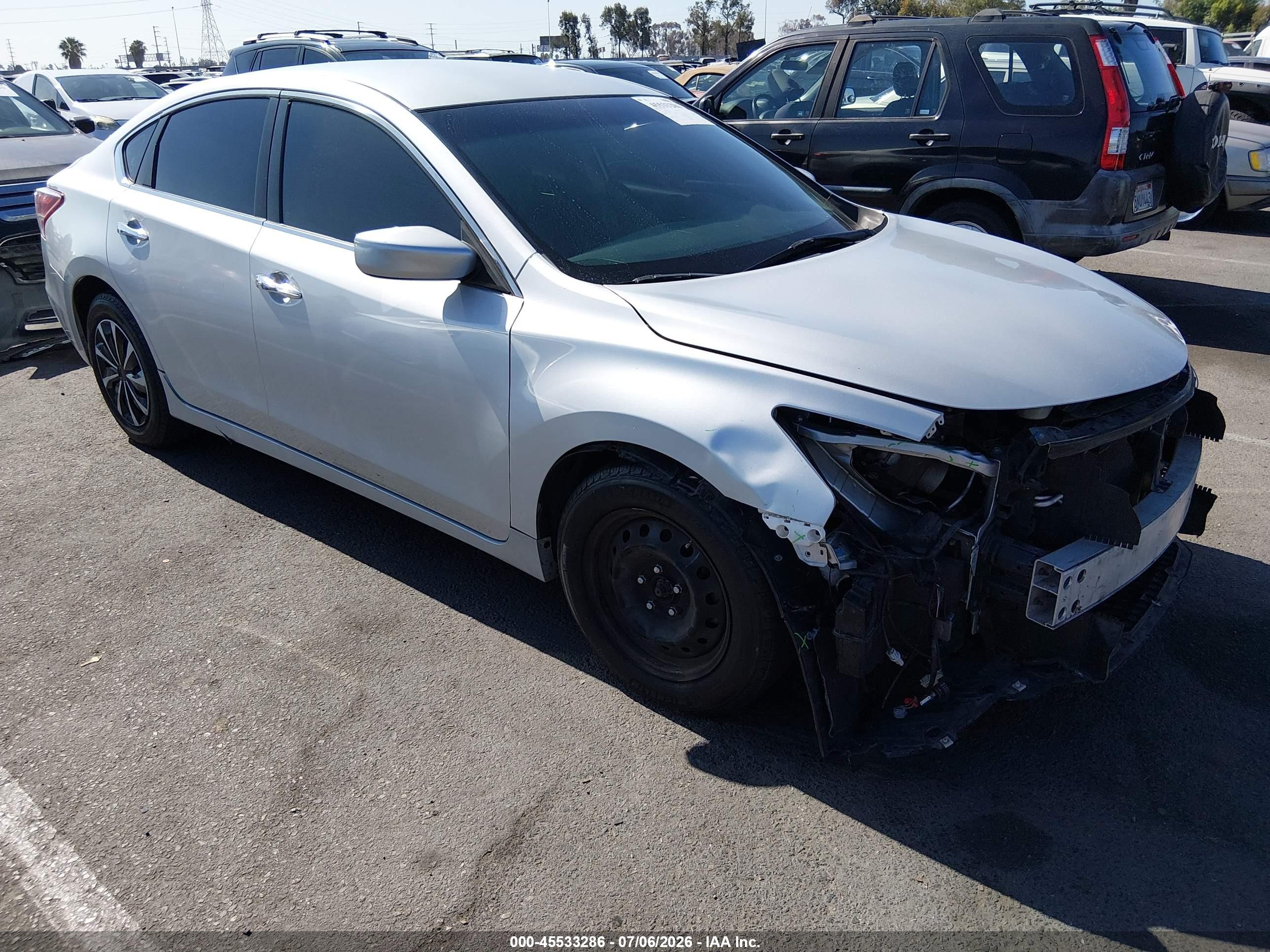 2013 Nissan Altima 2.5 S Silver vin: 1N4AL3AP6DN549905