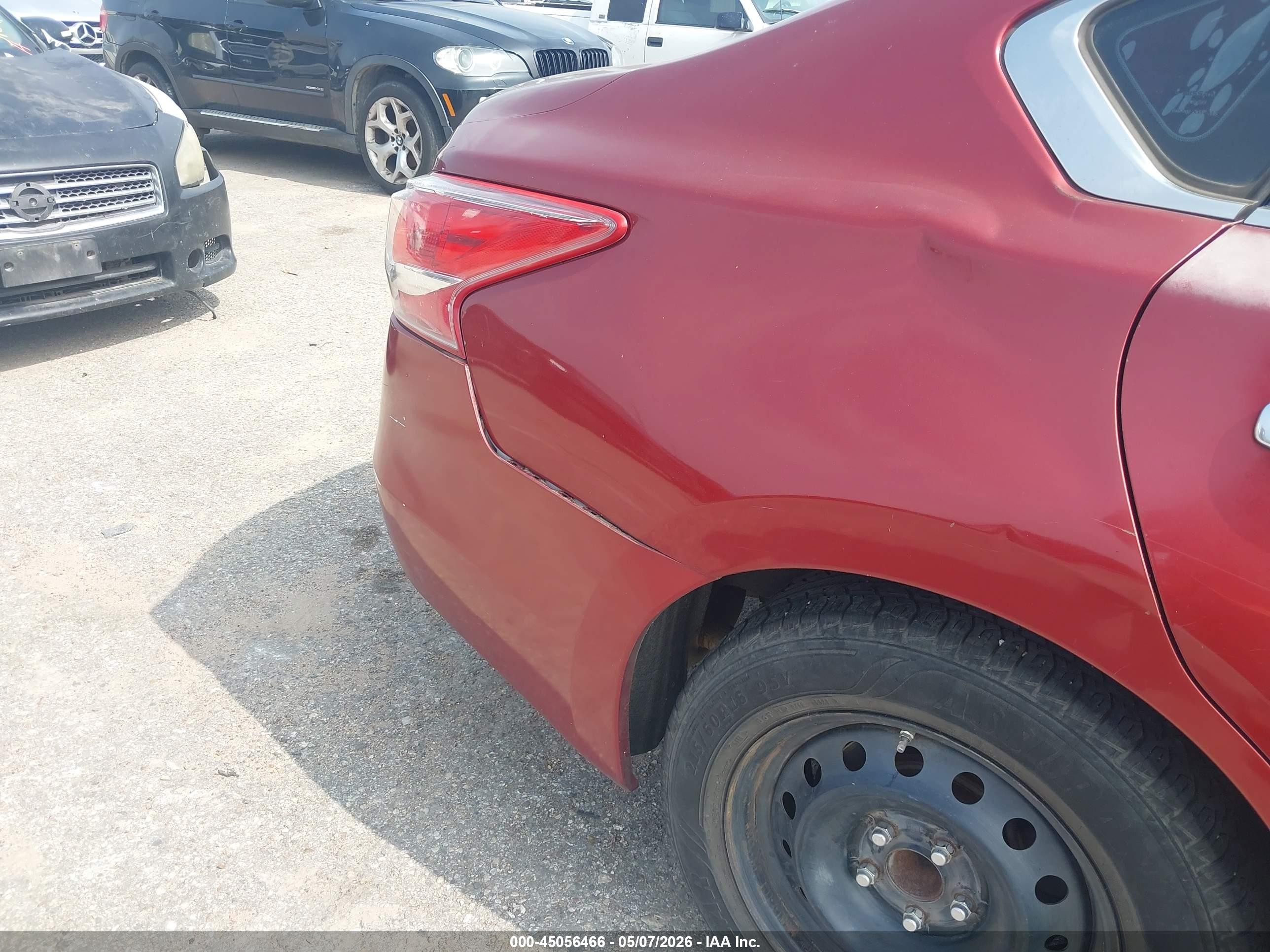 2013 Nissan Altima 2.5 S Burgundy vin: 1N4AL3AP6DN549922