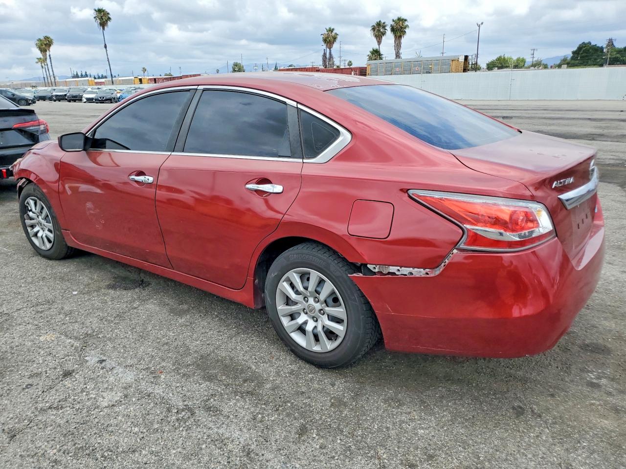 2013 Nissan Altima Burgundy vin: 1N4AL3AP6DN564985