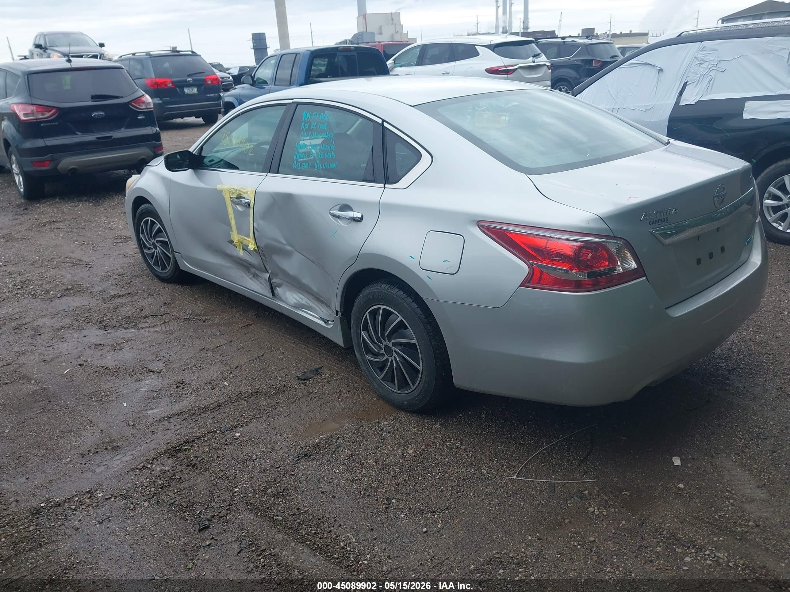 2013 Nissan Altima 2.5 S Серебряный vin: 1N4AL3AP6DN565781