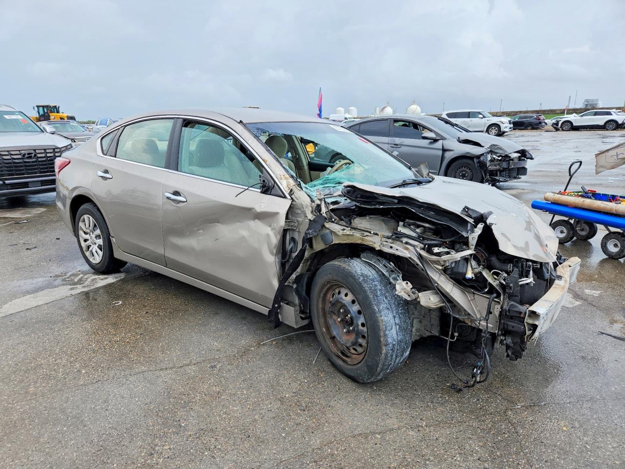 2013 Nissan Altima 2.5 Желто-коричневый vin: 1N4AL3AP6DN580250
