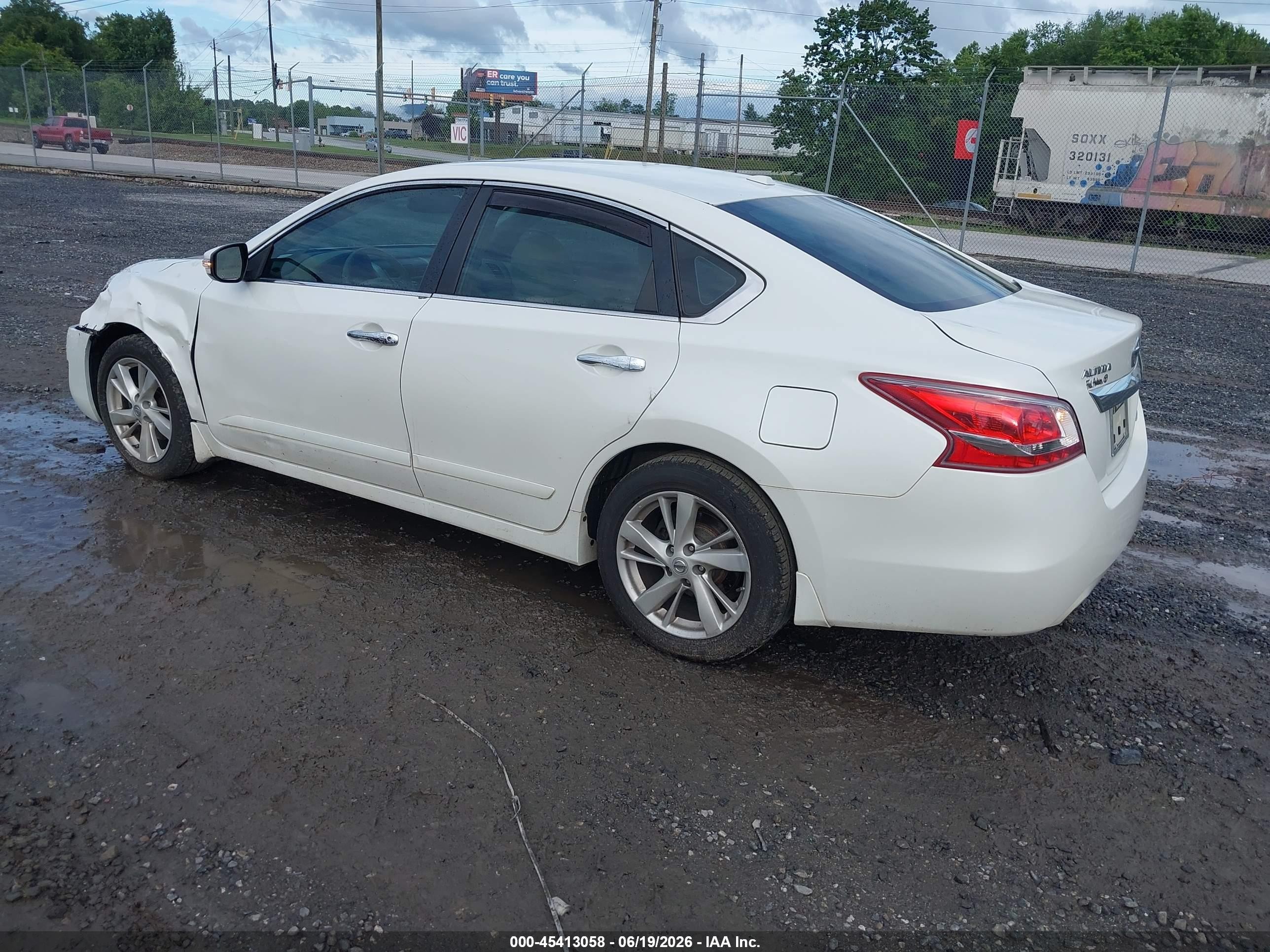 2013 Nissan Altima 2.5 Sv Белый vin: 1N4AL3AP6DN586307