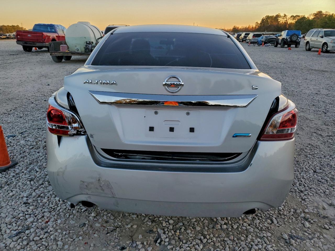 2013 Nissan Altima 2.5 Silver vin: 1N4AL3AP6DN586470