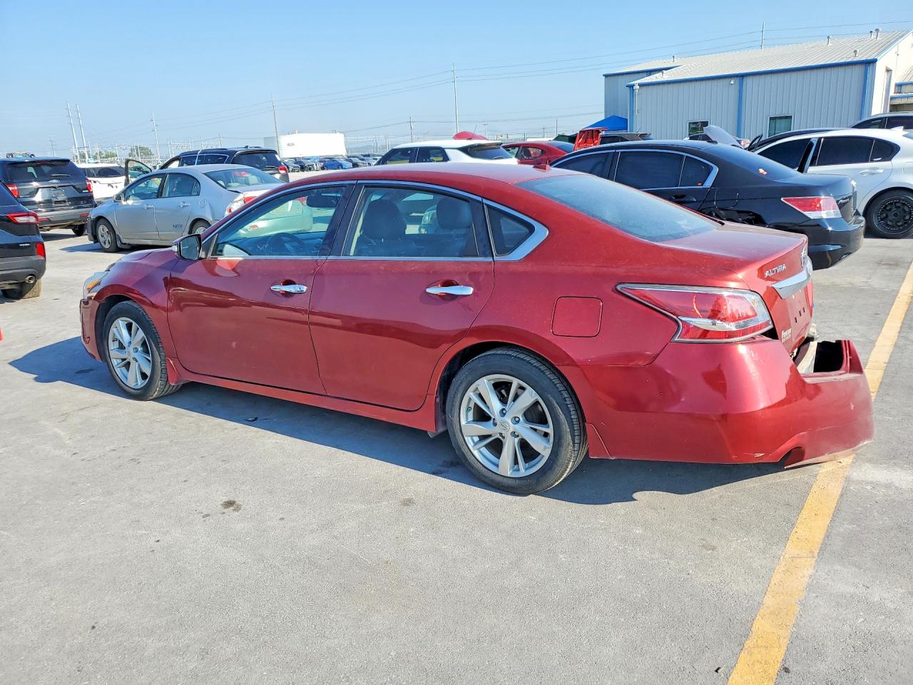 2014 Nissan Altima 2.5 Red vin: 1N4AL3AP6EC102844