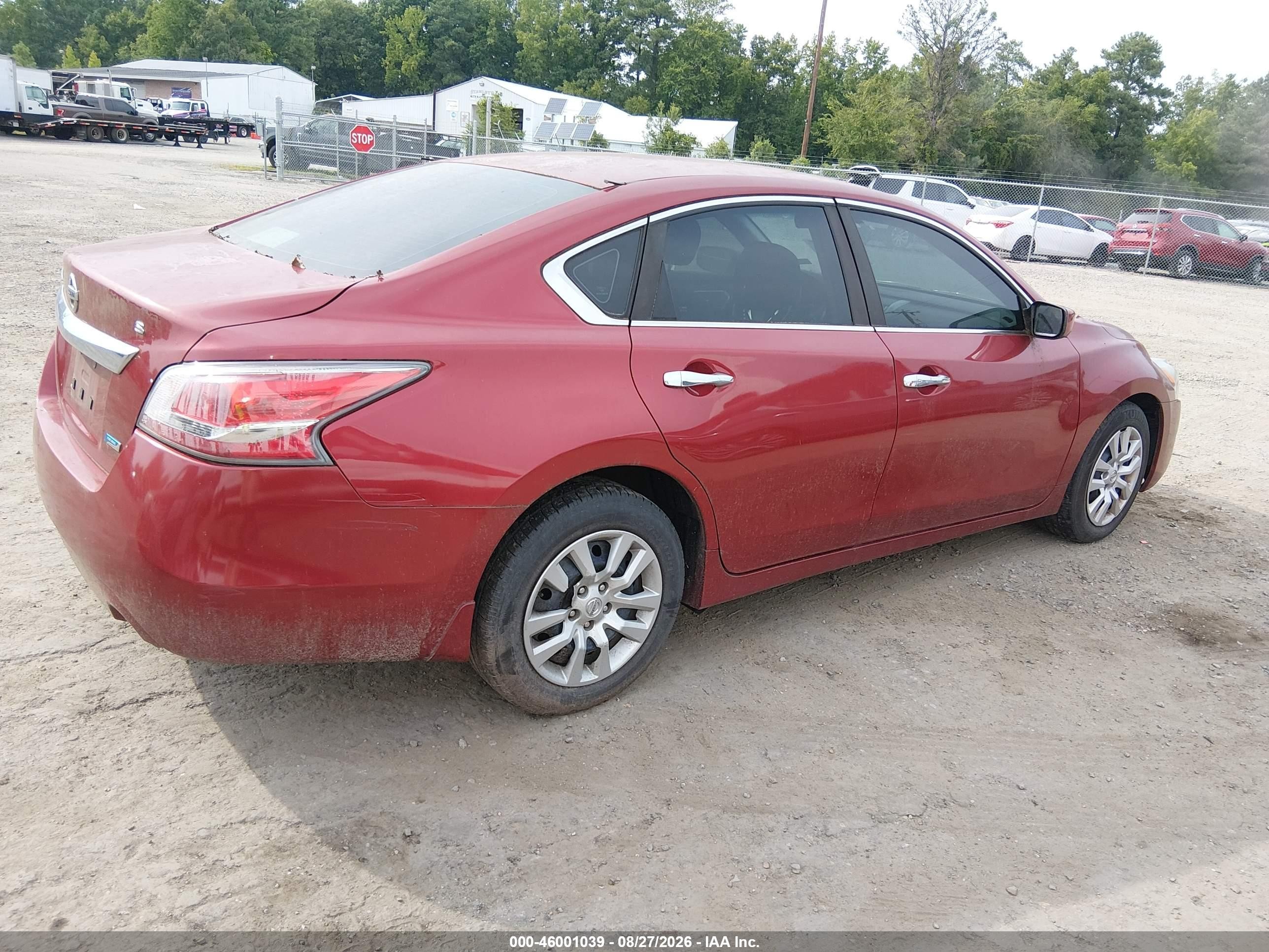 2014 Nissan Altima 2.5 S Red vin: 1N4AL3AP6EC163207