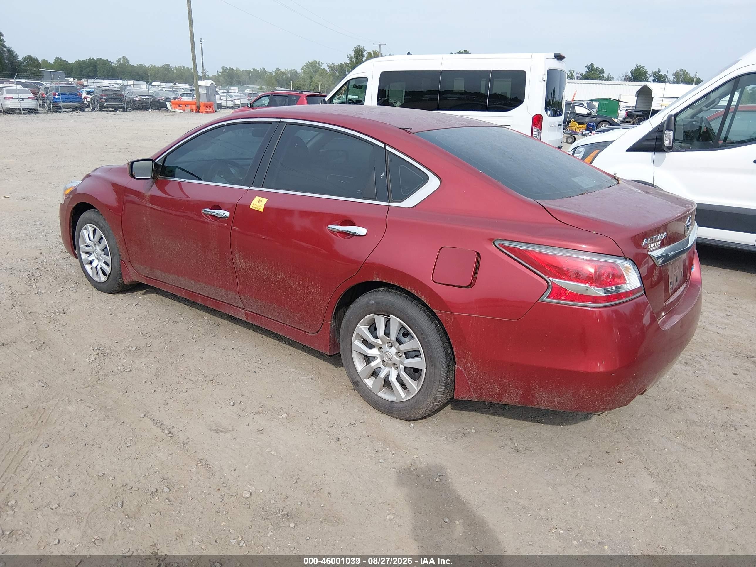 2014 Nissan Altima 2.5 S Red vin: 1N4AL3AP6EC163207