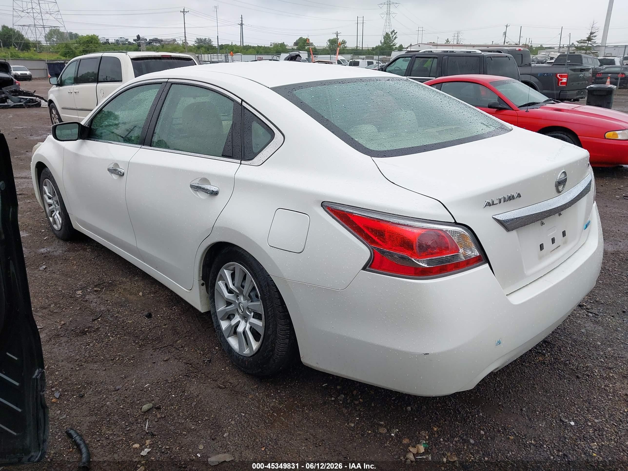 2014 Nissan Altima 2.5 S White vin: 1N4AL3AP6EC170674