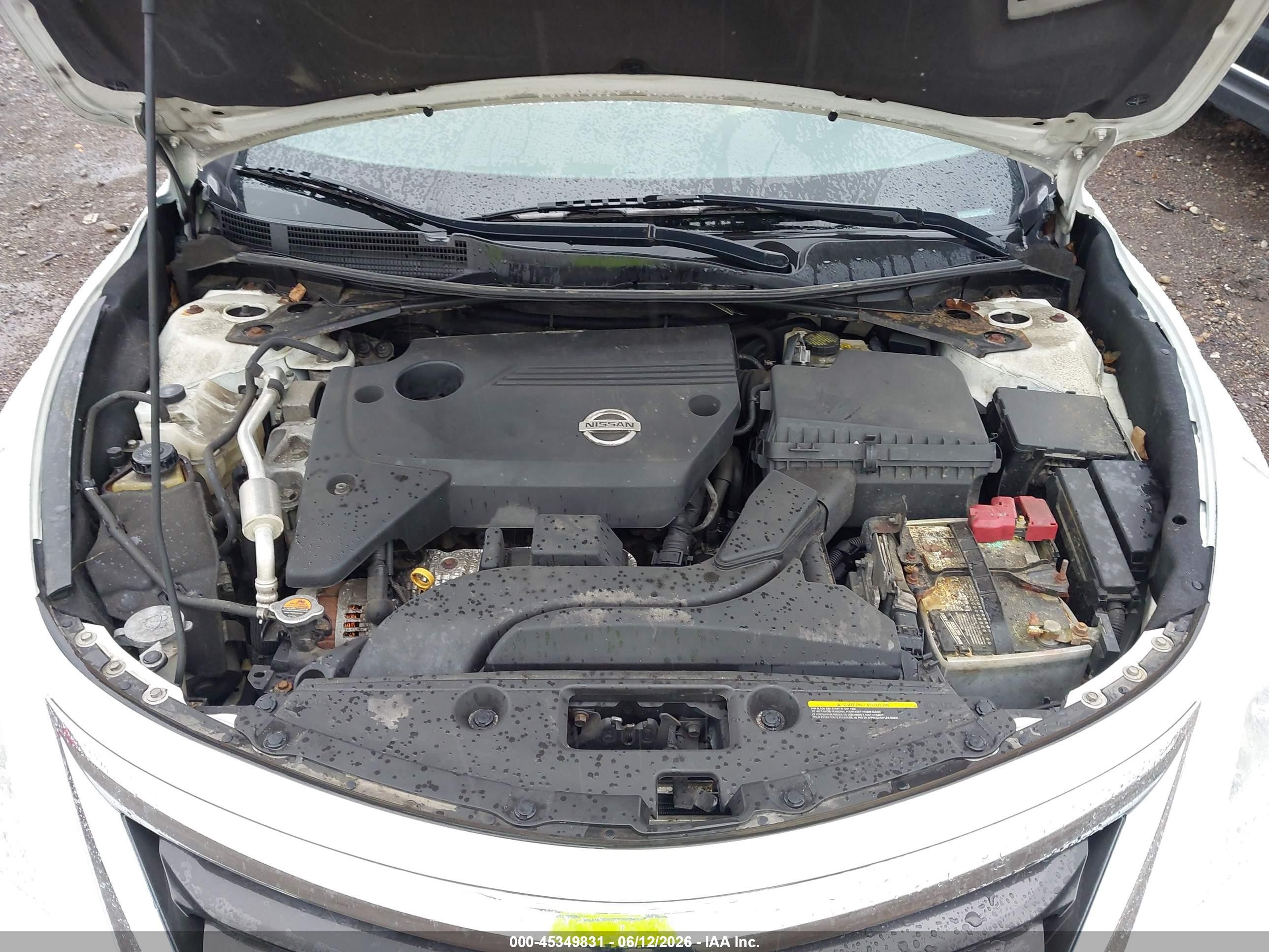 2014 Nissan Altima 2.5 S White vin: 1N4AL3AP6EC170674
