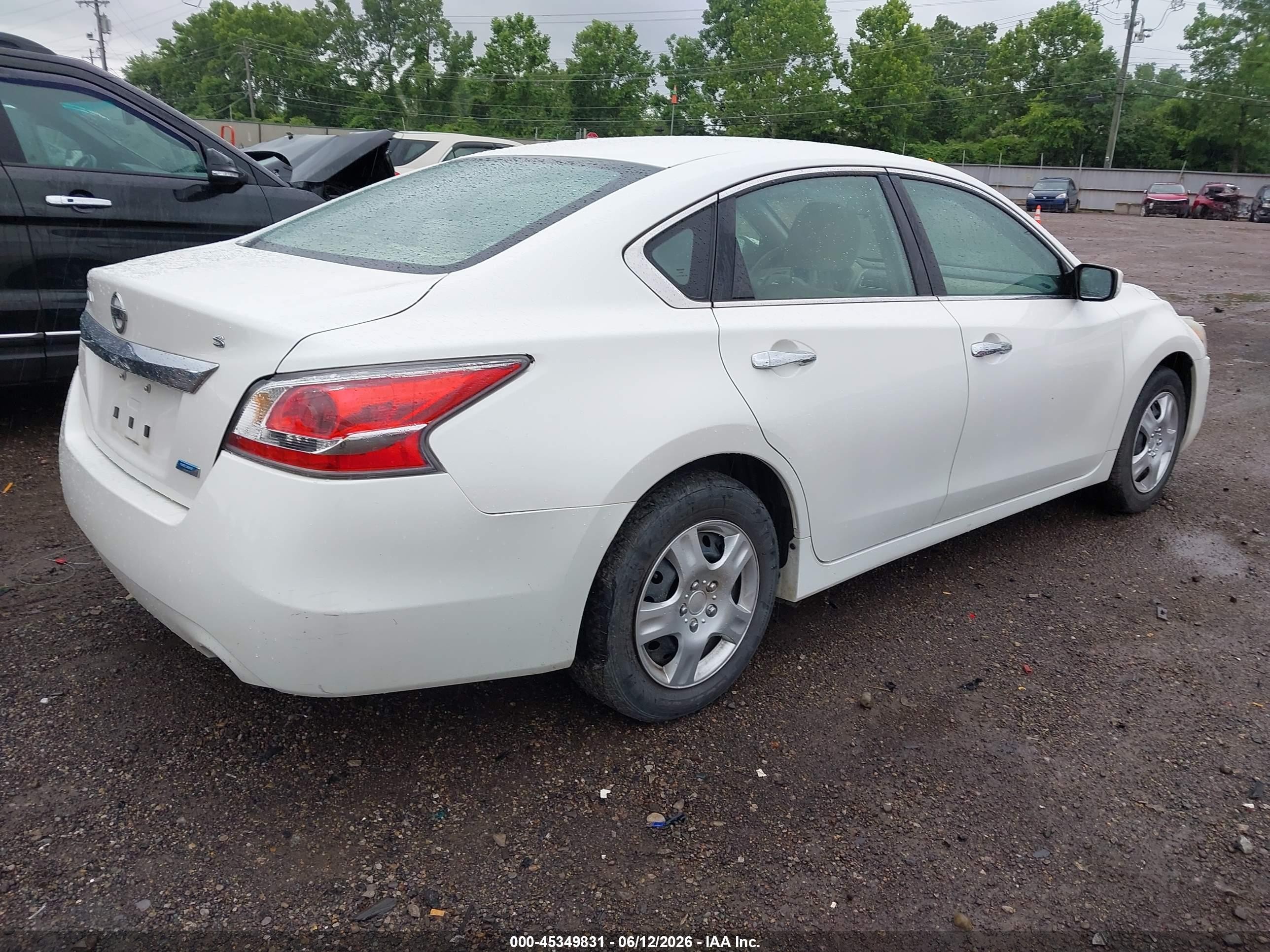 2014 Nissan Altima 2.5 S White vin: 1N4AL3AP6EC170674