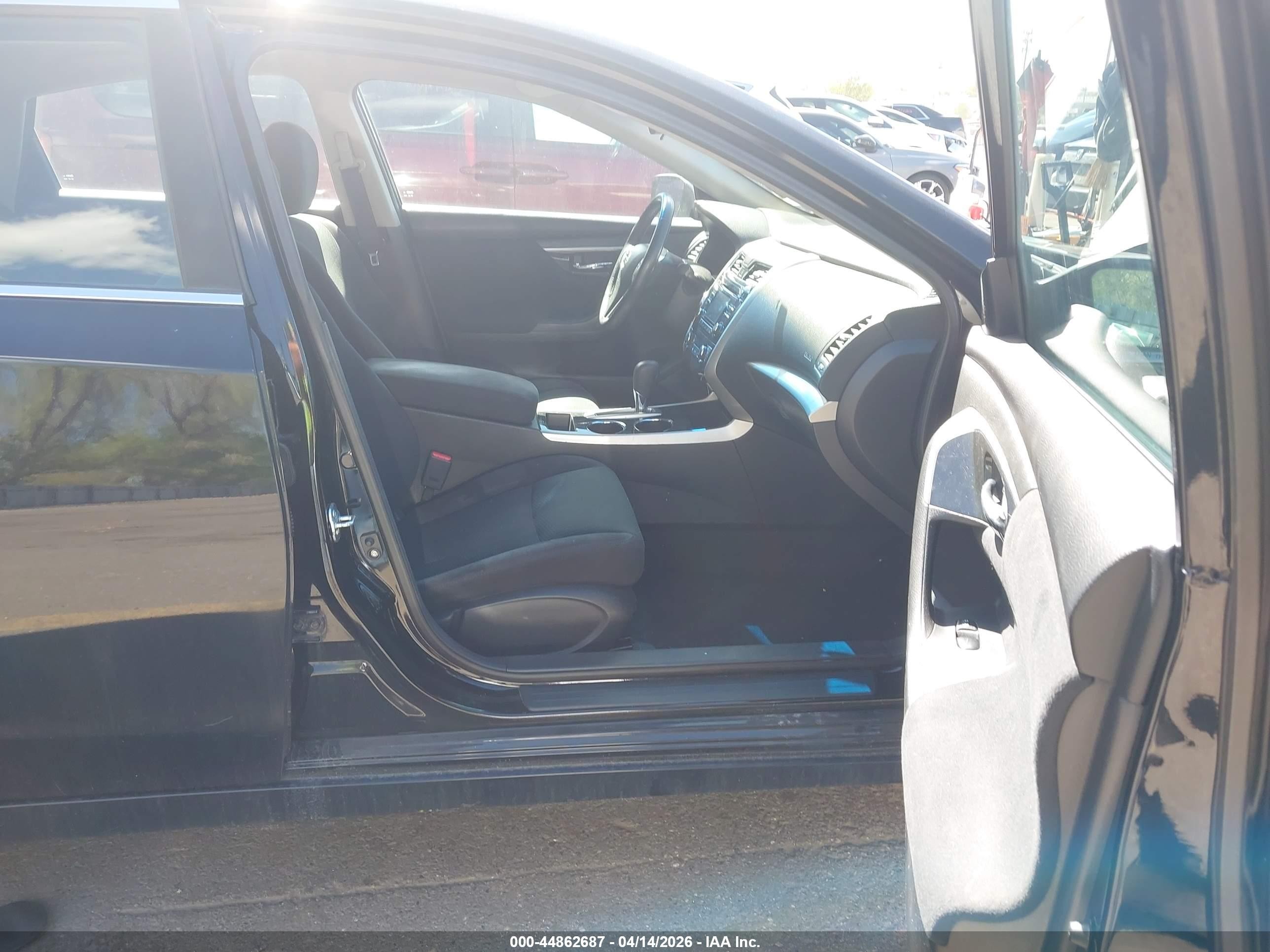 2014 Nissan Altima 2.5 Sv Черный vin: 1N4AL3AP6EC180668