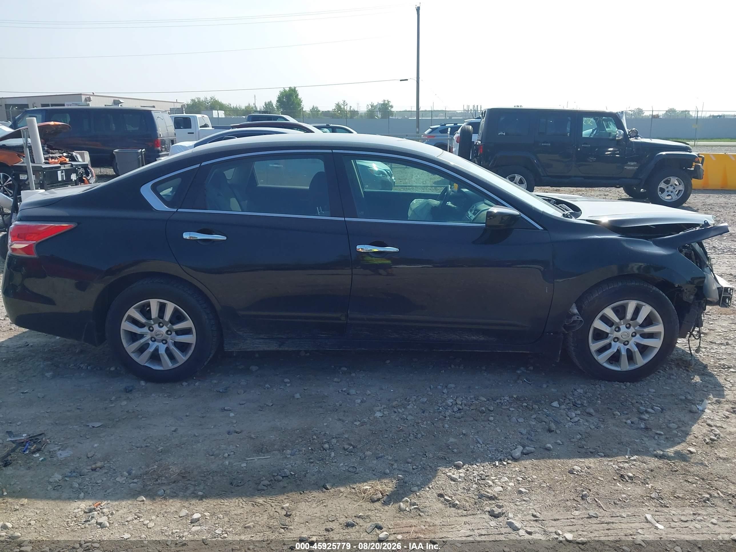 2014 Nissan Altima 2.5 S Black vin: 1N4AL3AP6EC187832
