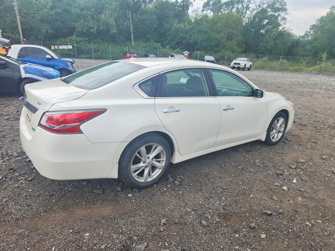 2014 Nissan Altima 2.5 Sv White vin: 1N4AL3AP6EC189998