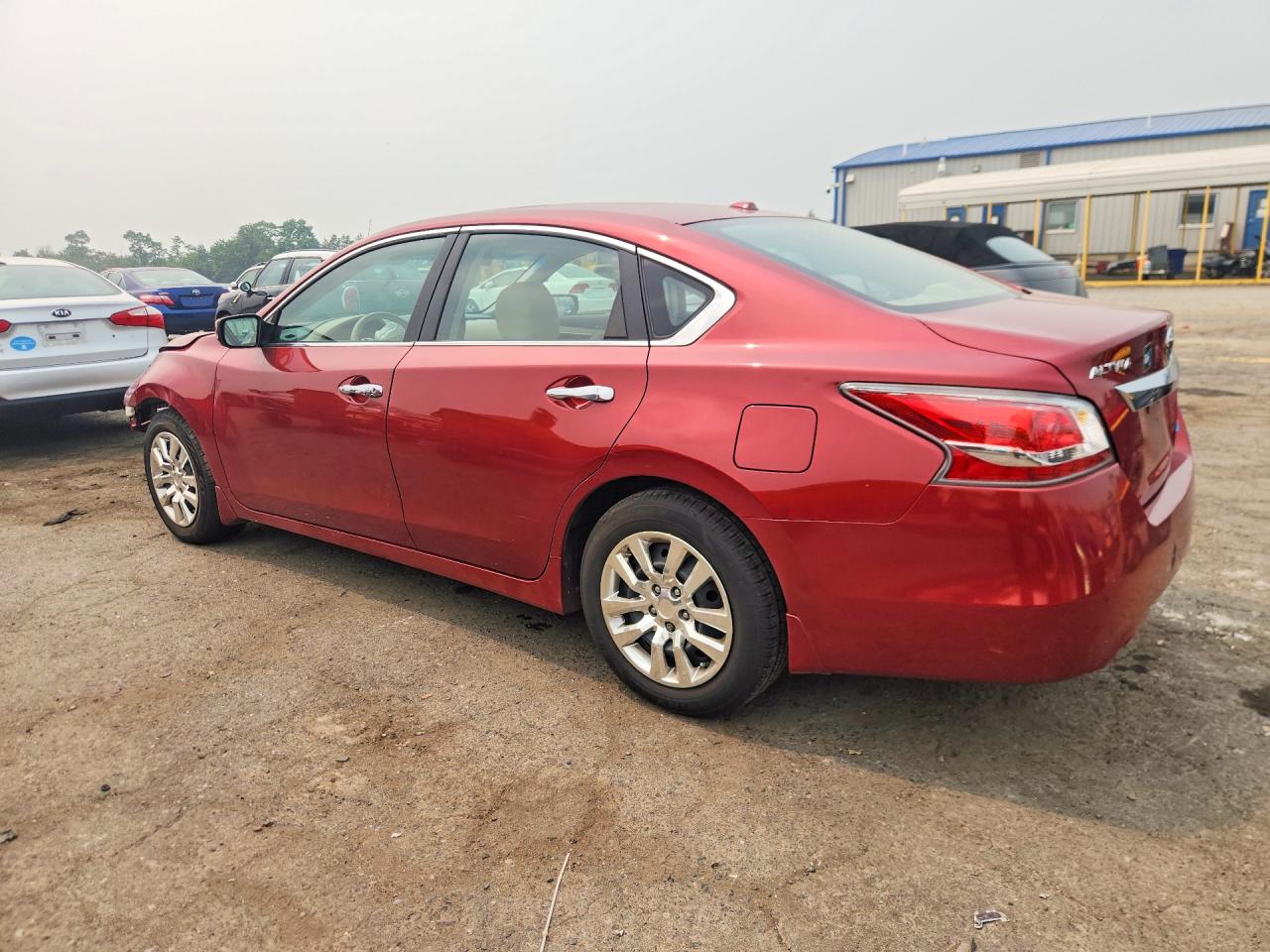 2014 Nissan Altima 2.5 S Red vin: 1N4AL3AP6EC192609