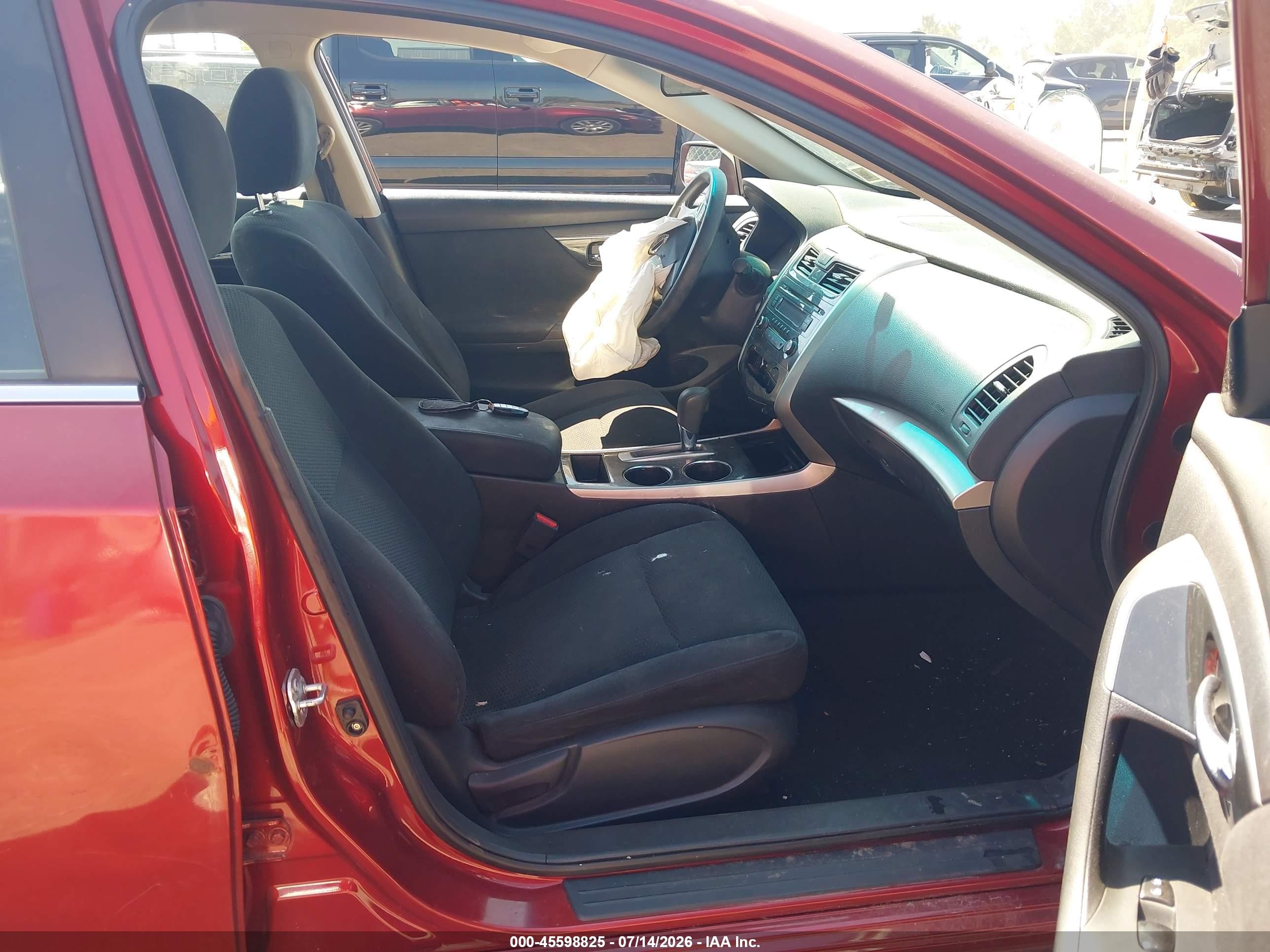 2014 Nissan Altima 2.5 S Красный vin: 1N4AL3AP6EC198541