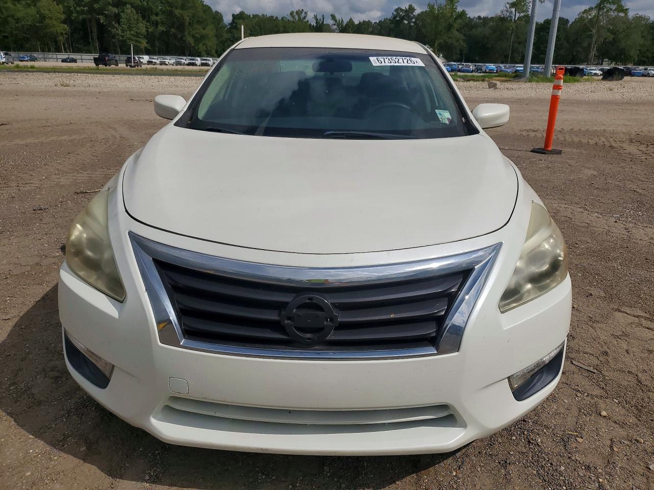 2014 Nissan Altima 2.5 S White vin: 1N4AL3AP6EC269088