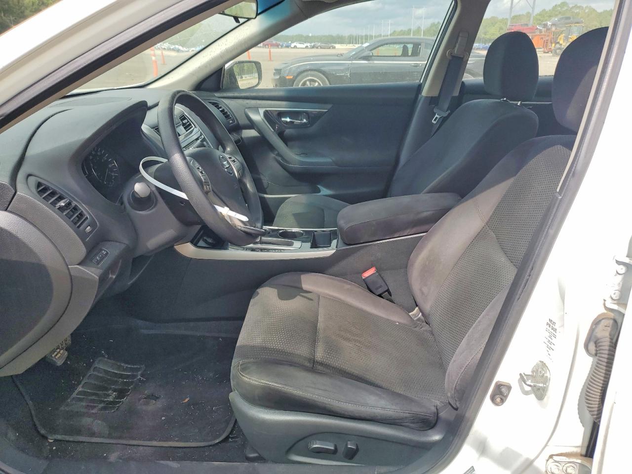 2014 Nissan Altima 2.5 S White vin: 1N4AL3AP6EC269088