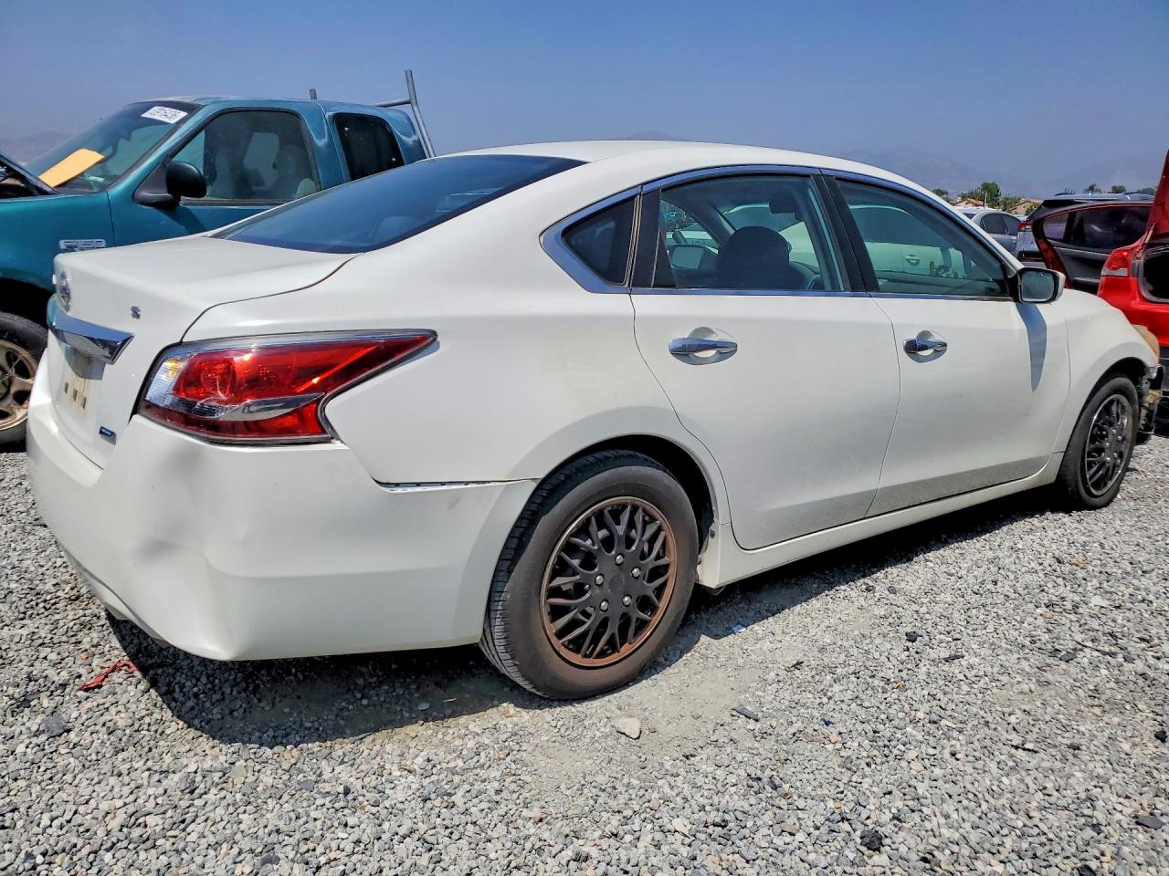 2014 Nissan Altima 2.5 S Белый vin: 1N4AL3AP6EC273951