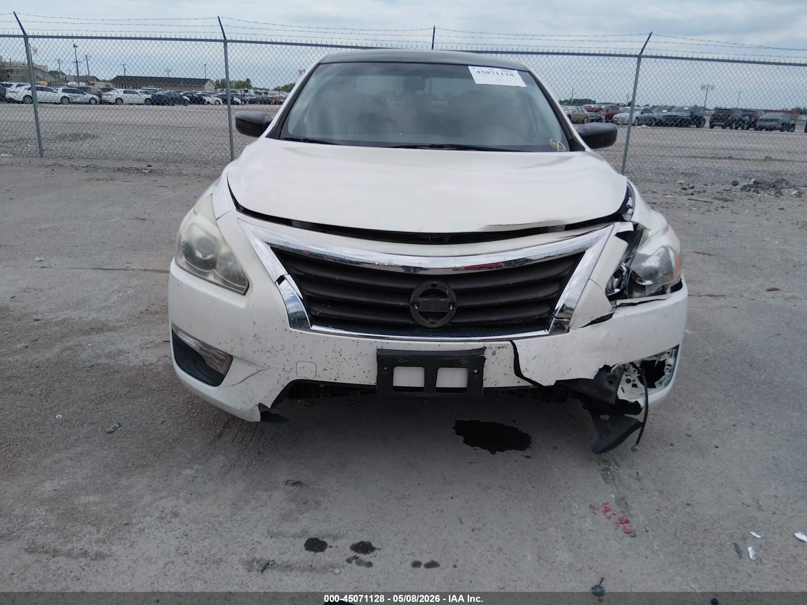 2014 Nissan Altima 2.5 S White vin: 1N4AL3AP6EC275697