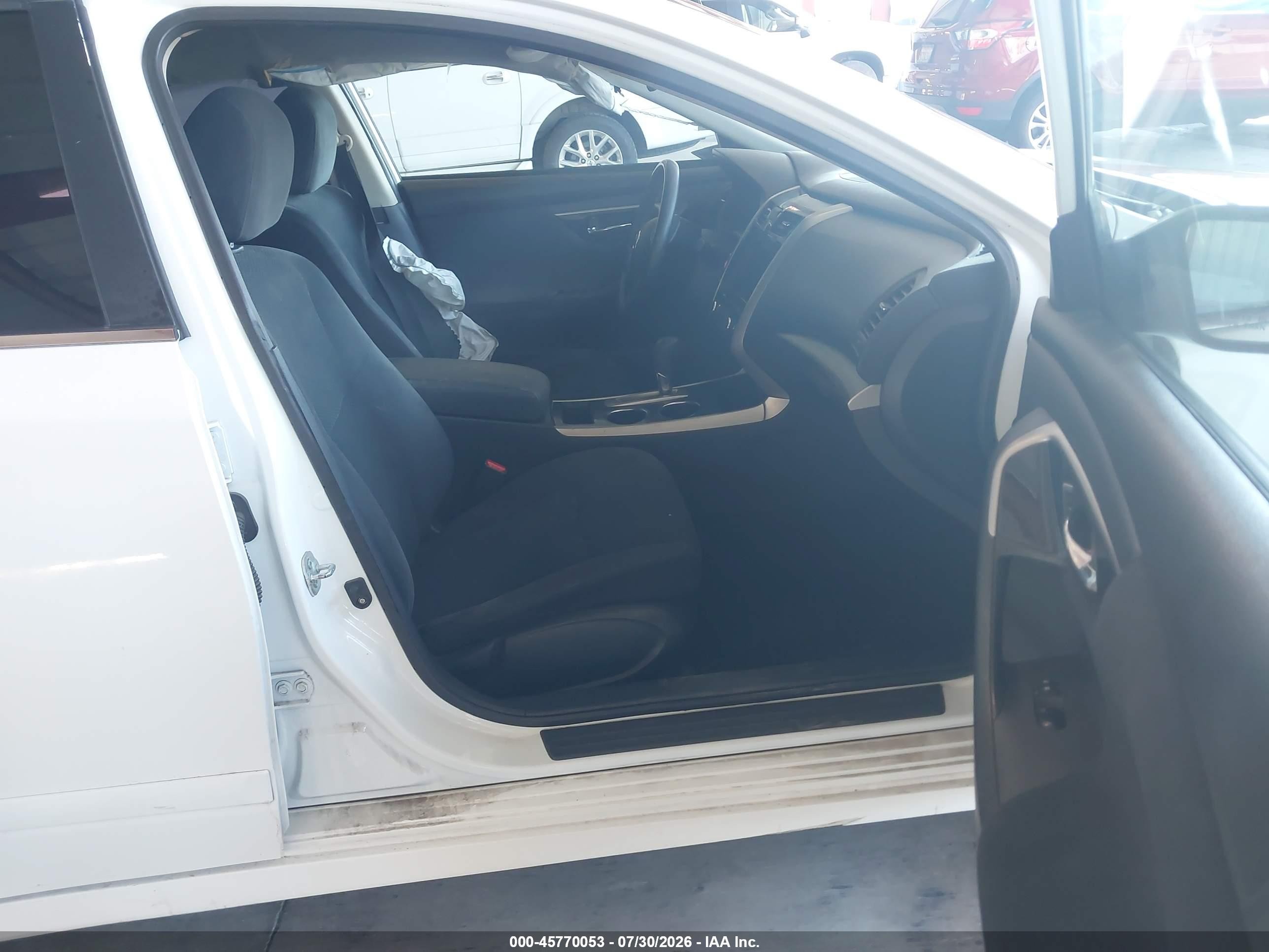2014 Nissan Altima 2.5 S White vin: 1N4AL3AP6EC292547