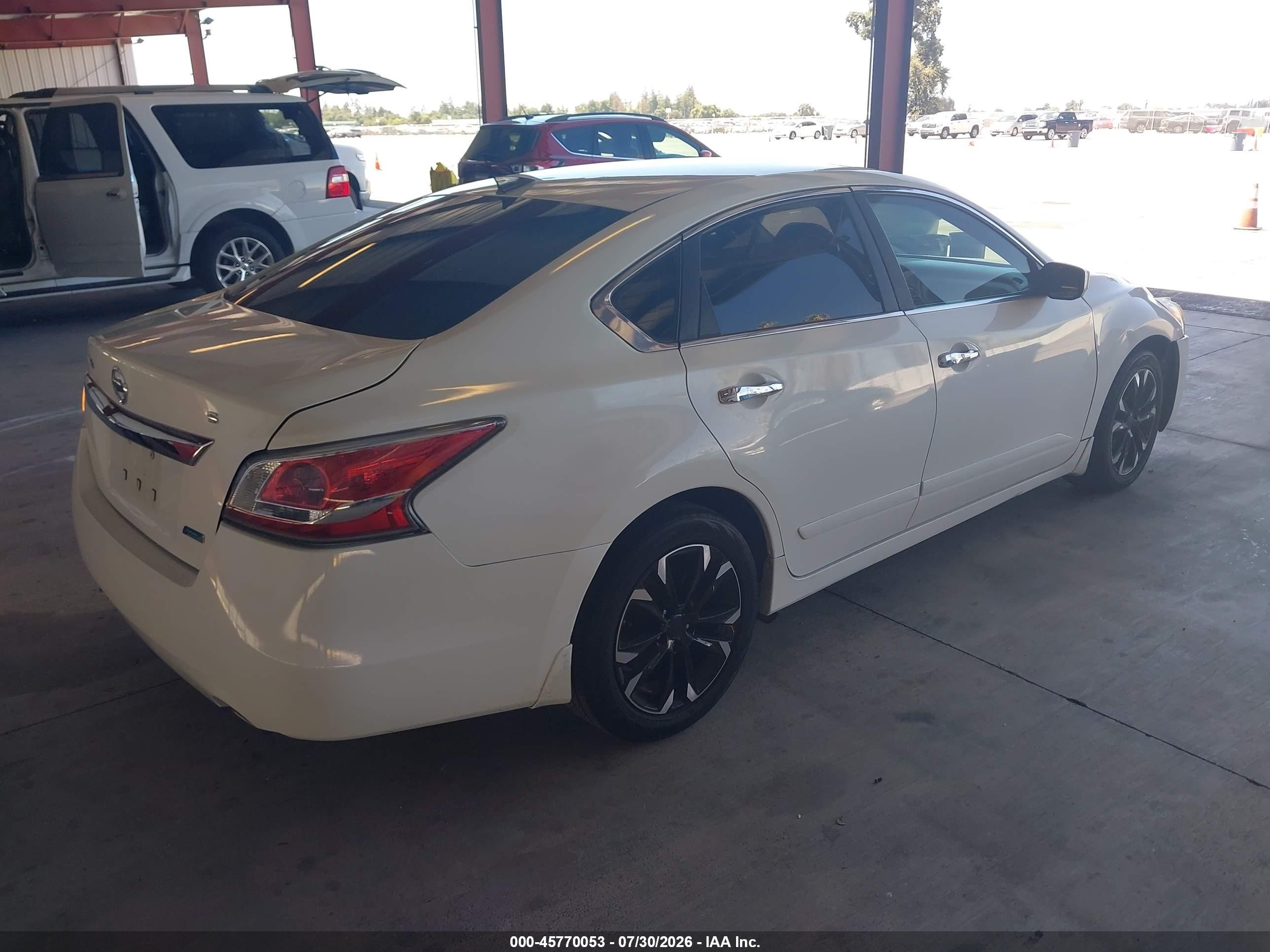 2014 Nissan Altima 2.5 S White vin: 1N4AL3AP6EC292547
