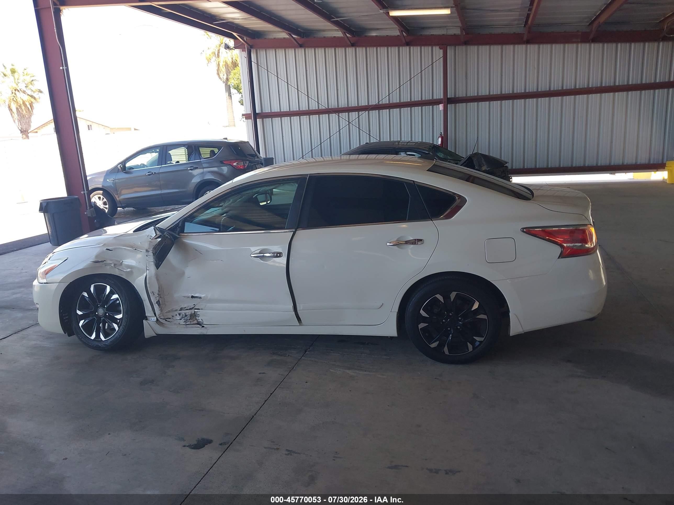 2014 Nissan Altima 2.5 S White vin: 1N4AL3AP6EC292547