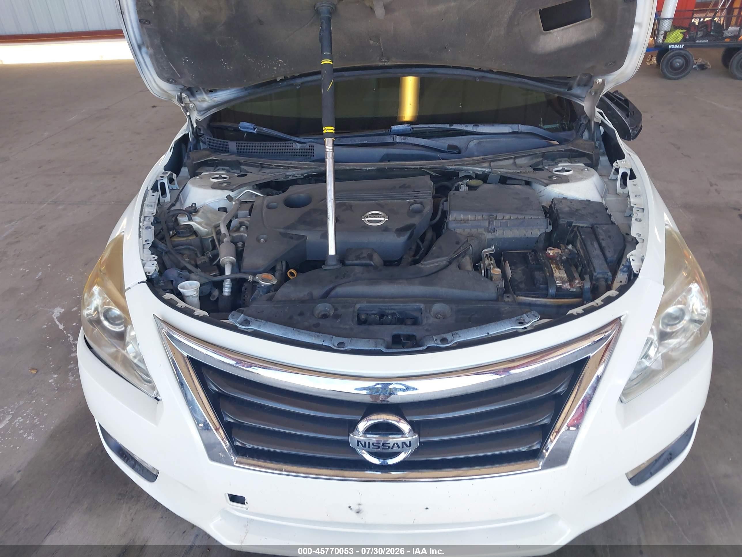 2014 Nissan Altima 2.5 S White vin: 1N4AL3AP6EC292547