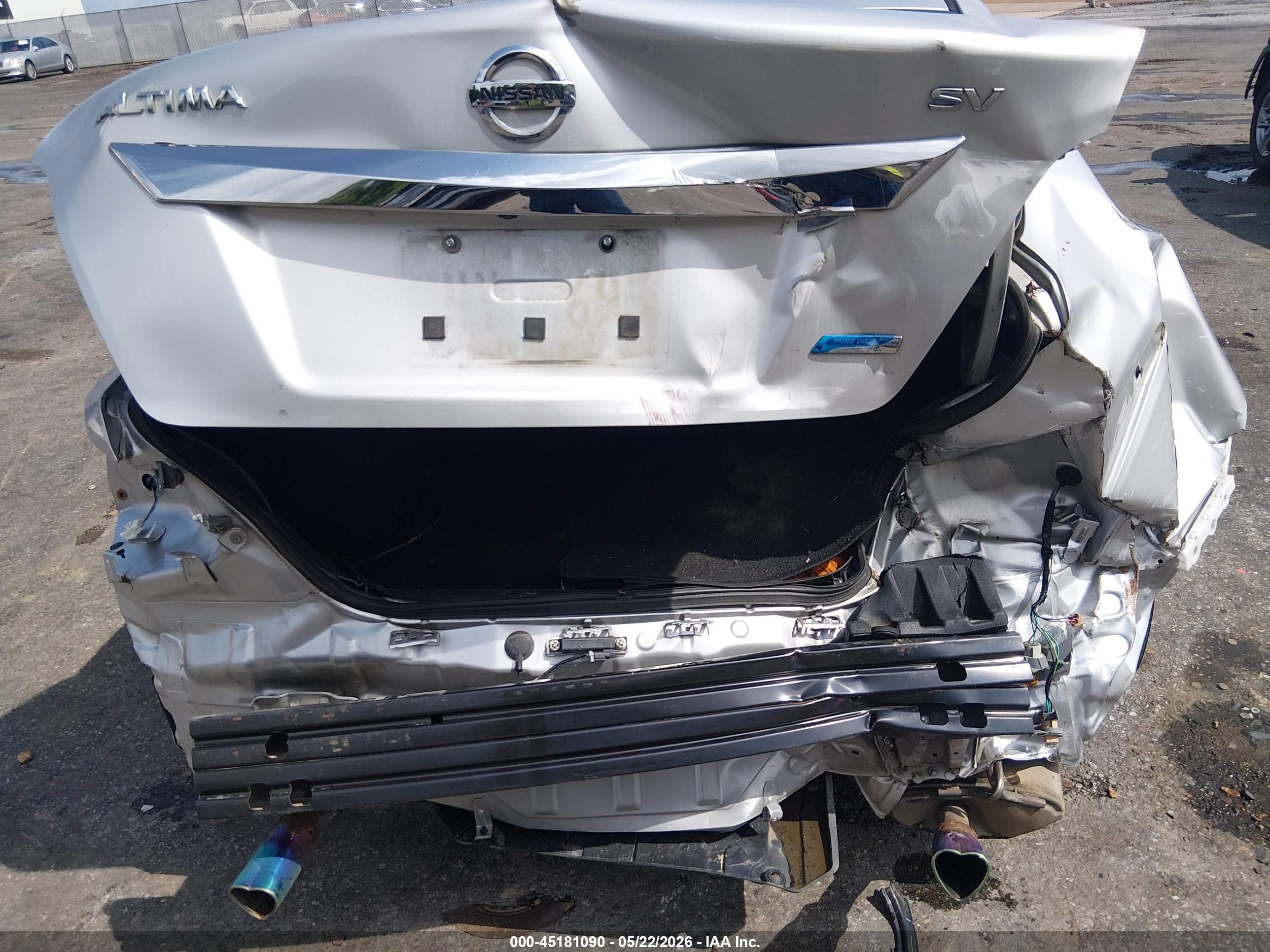 2014 Nissan Altima 2.5 Sv Silver vin: 1N4AL3AP6EC295383
