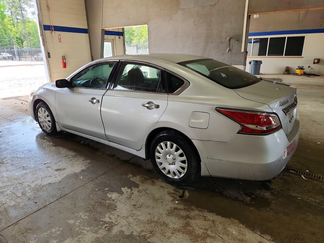 2014 Nissan Altima 2.5 S Silver vin: 1N4AL3AP6EC327703