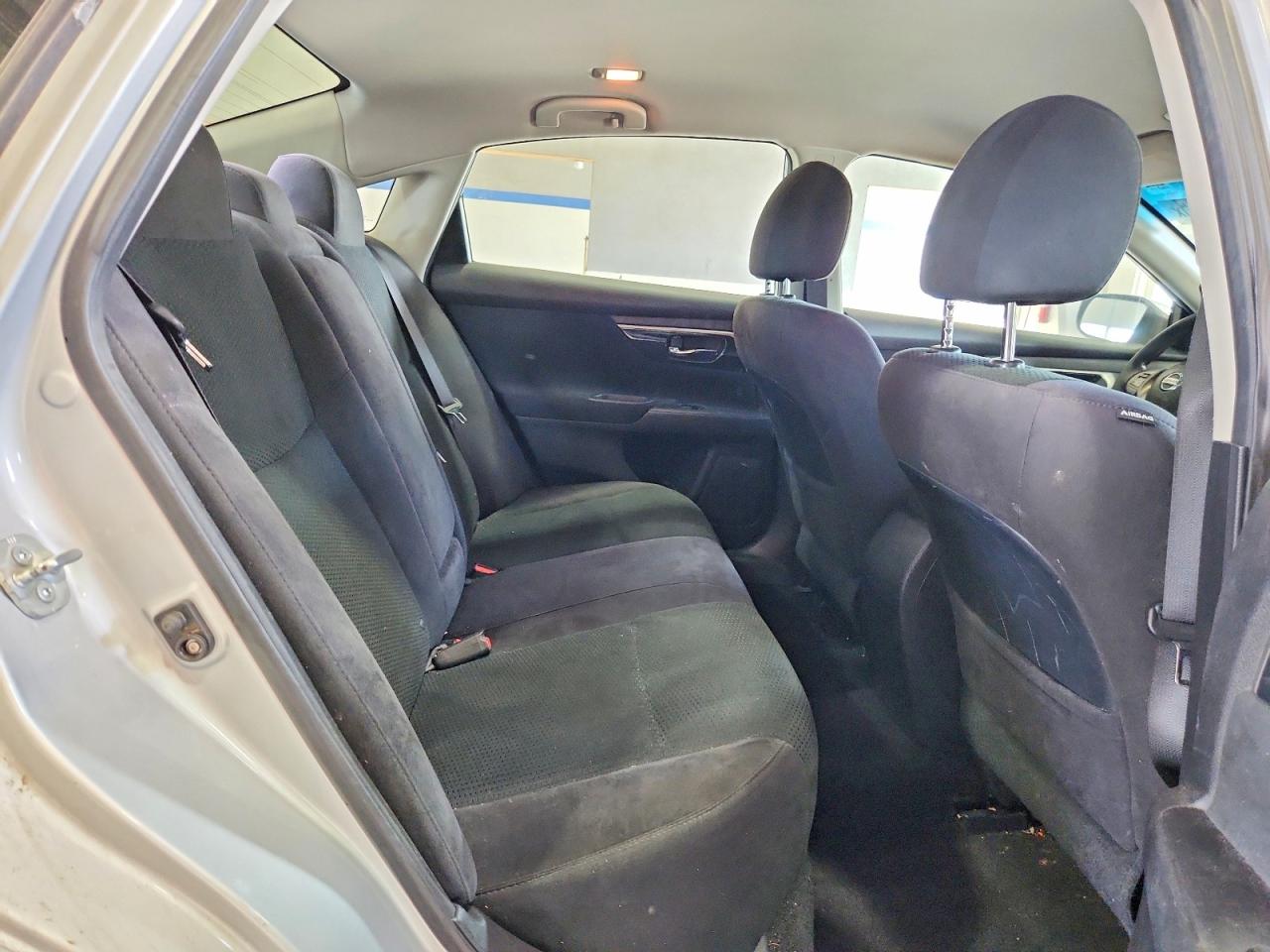 2014 Nissan Altima 2.5 S Silver vin: 1N4AL3AP6EC327703