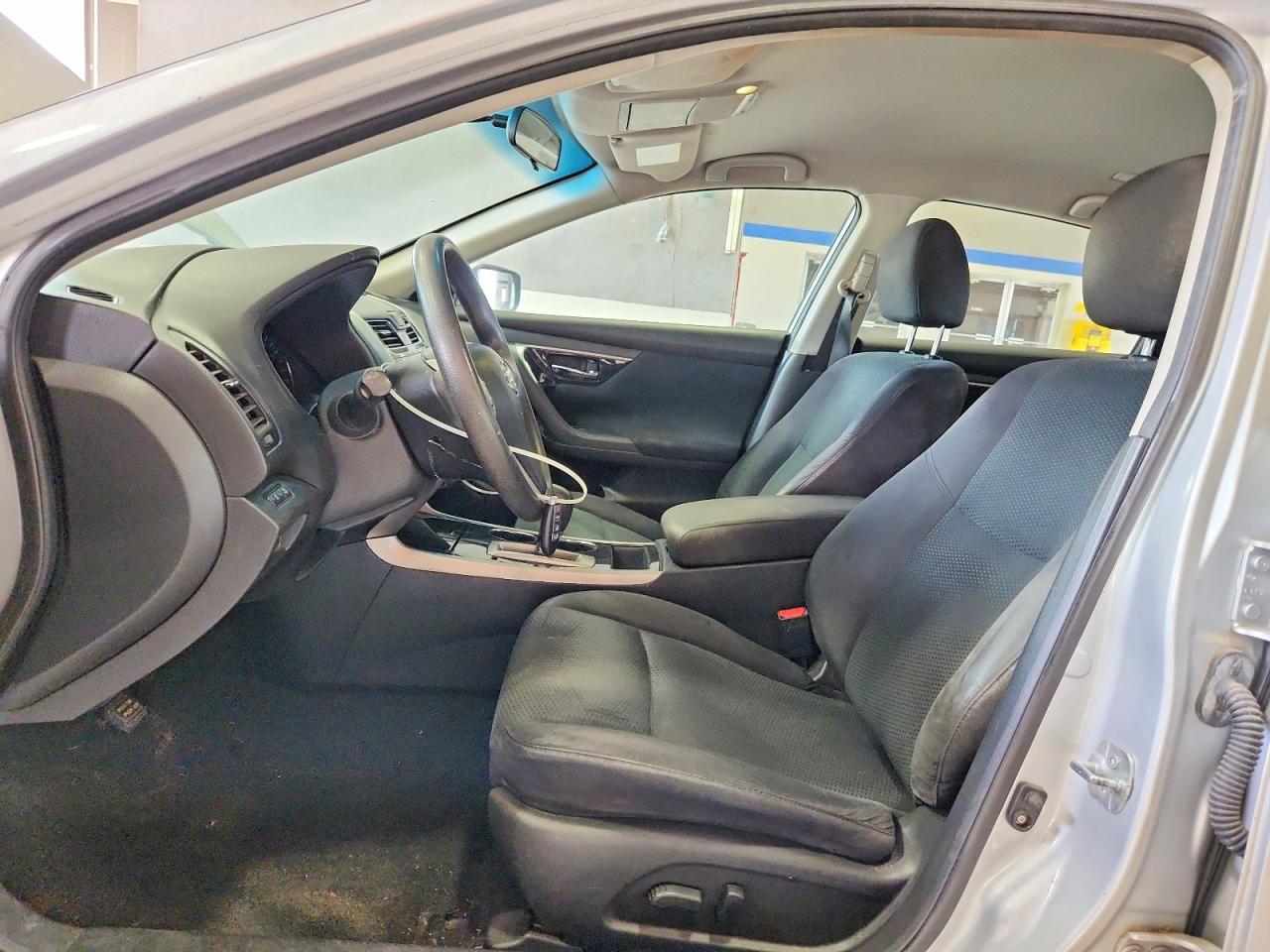 2014 Nissan Altima 2.5 S Silver vin: 1N4AL3AP6EC327703