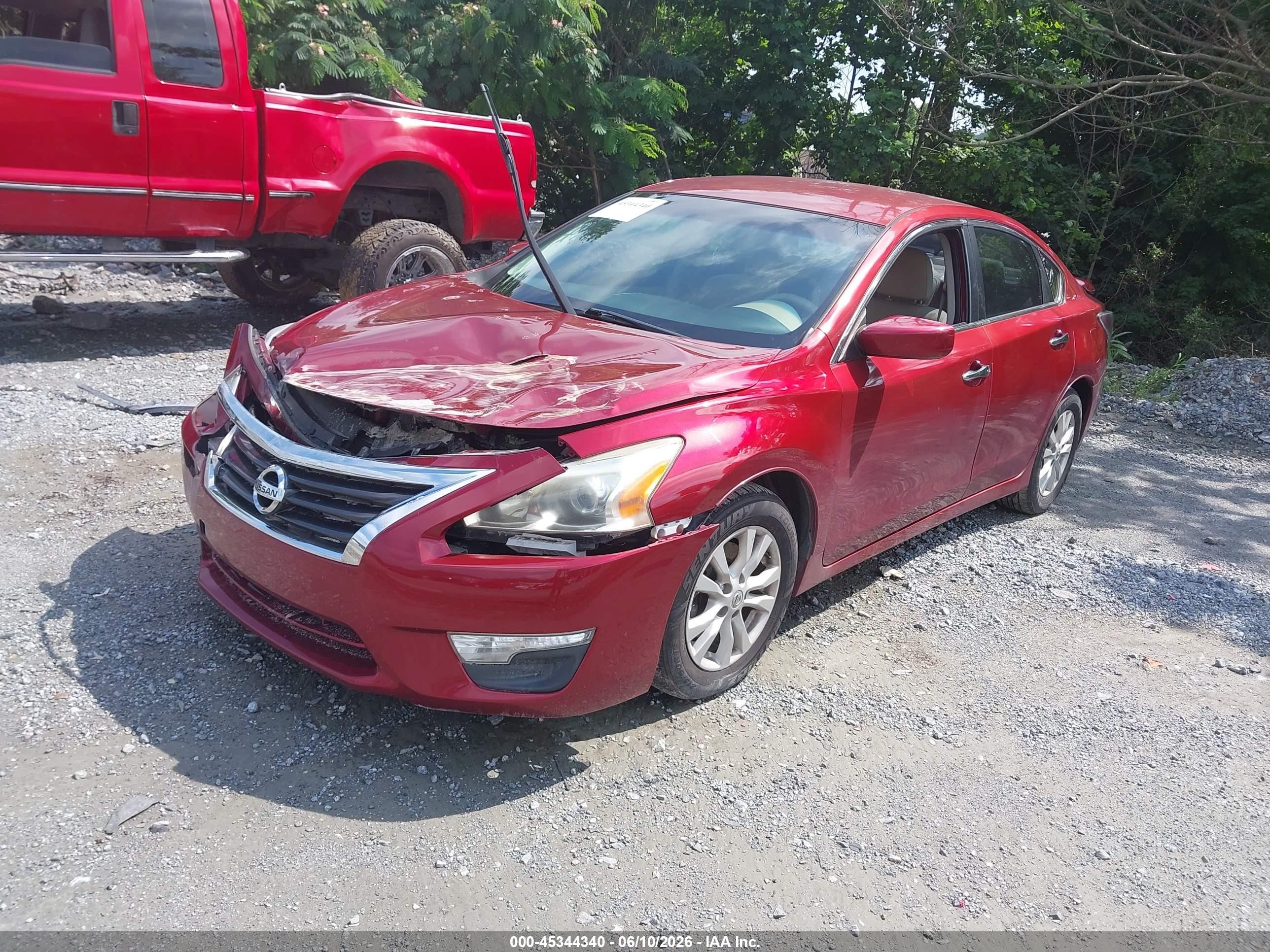 2014 Nissan Altima 2.5 S Red vin: 1N4AL3AP6EC423556