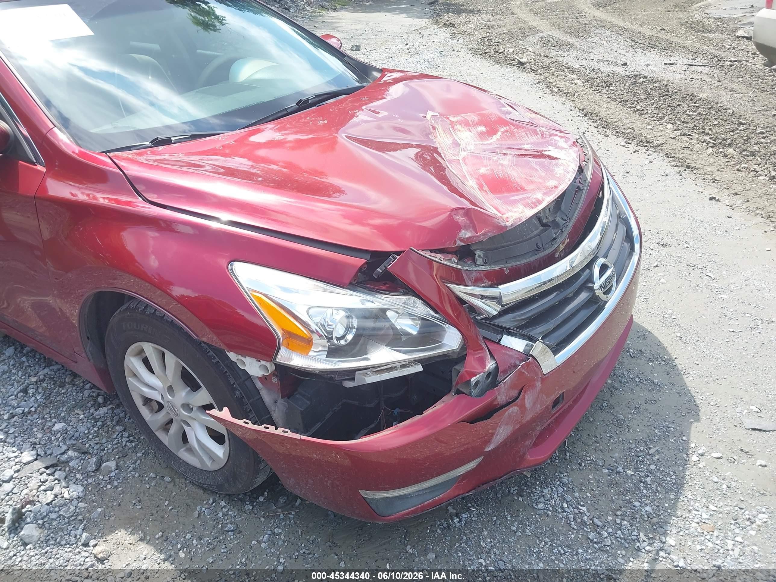 2014 Nissan Altima 2.5 S Red vin: 1N4AL3AP6EC423556