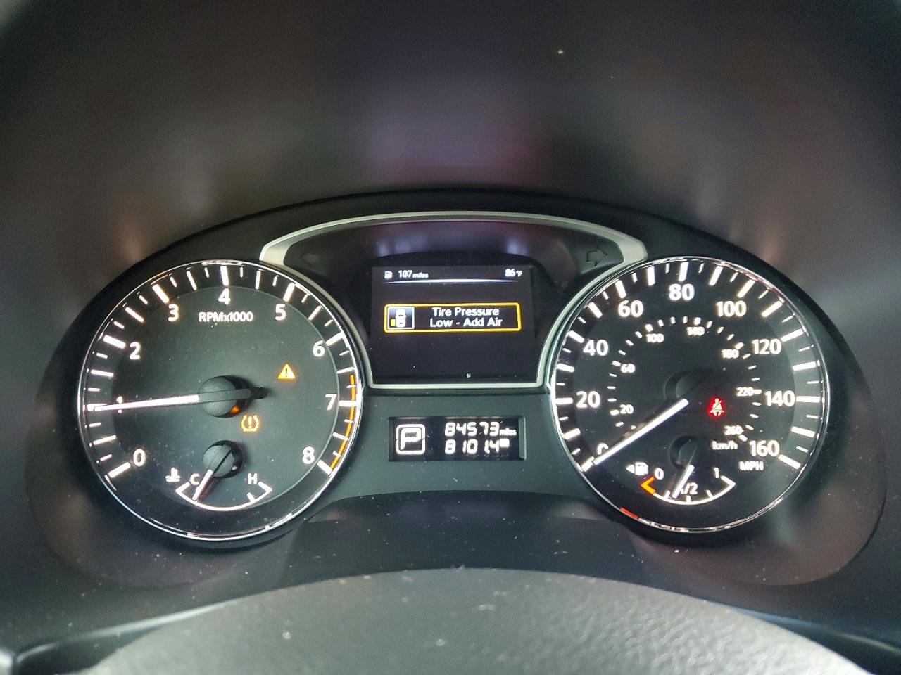 2014 Nissan Altima 2.5 Red vin: 1N4AL3AP6EN211261