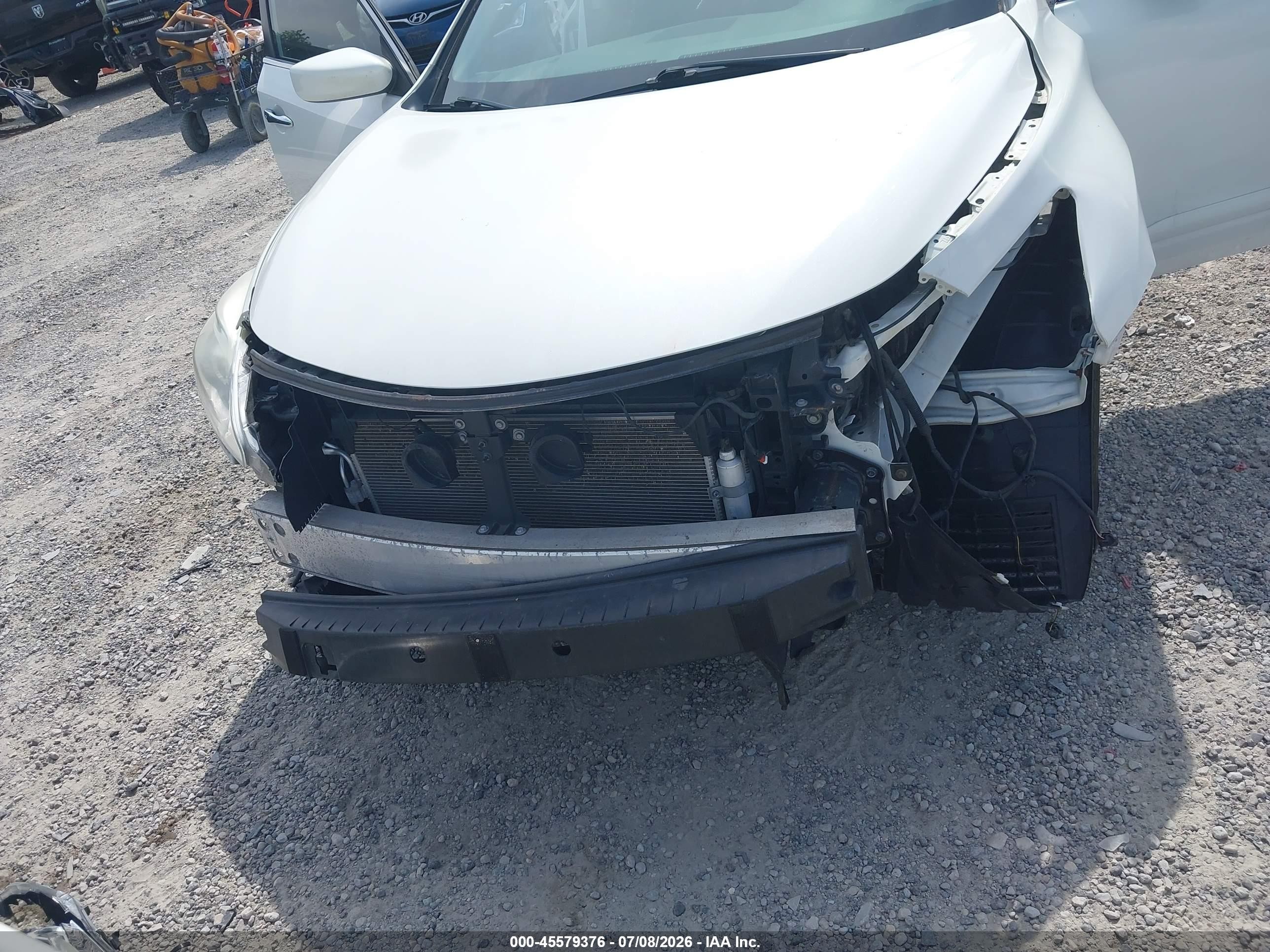 2014 Nissan Altima 2.5 S White vin: 1N4AL3AP6EN217884