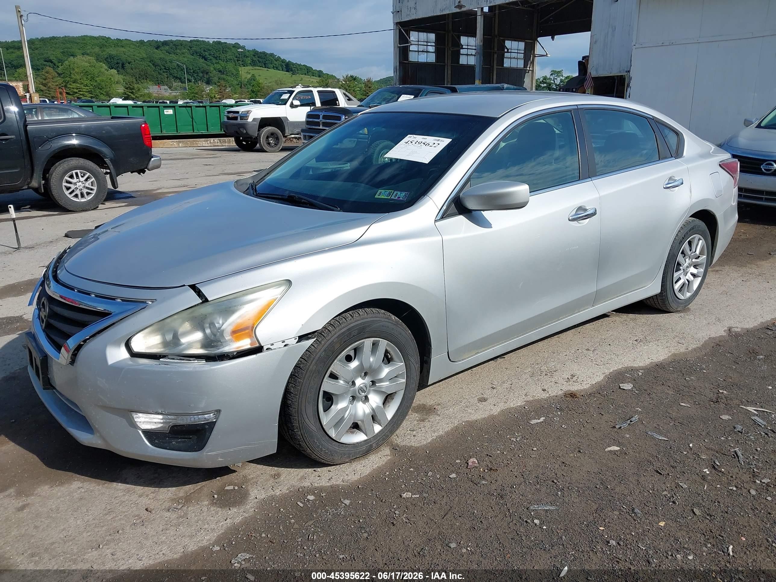 2014 Nissan Altima 2.5 S Silver vin: 1N4AL3AP6EN223121