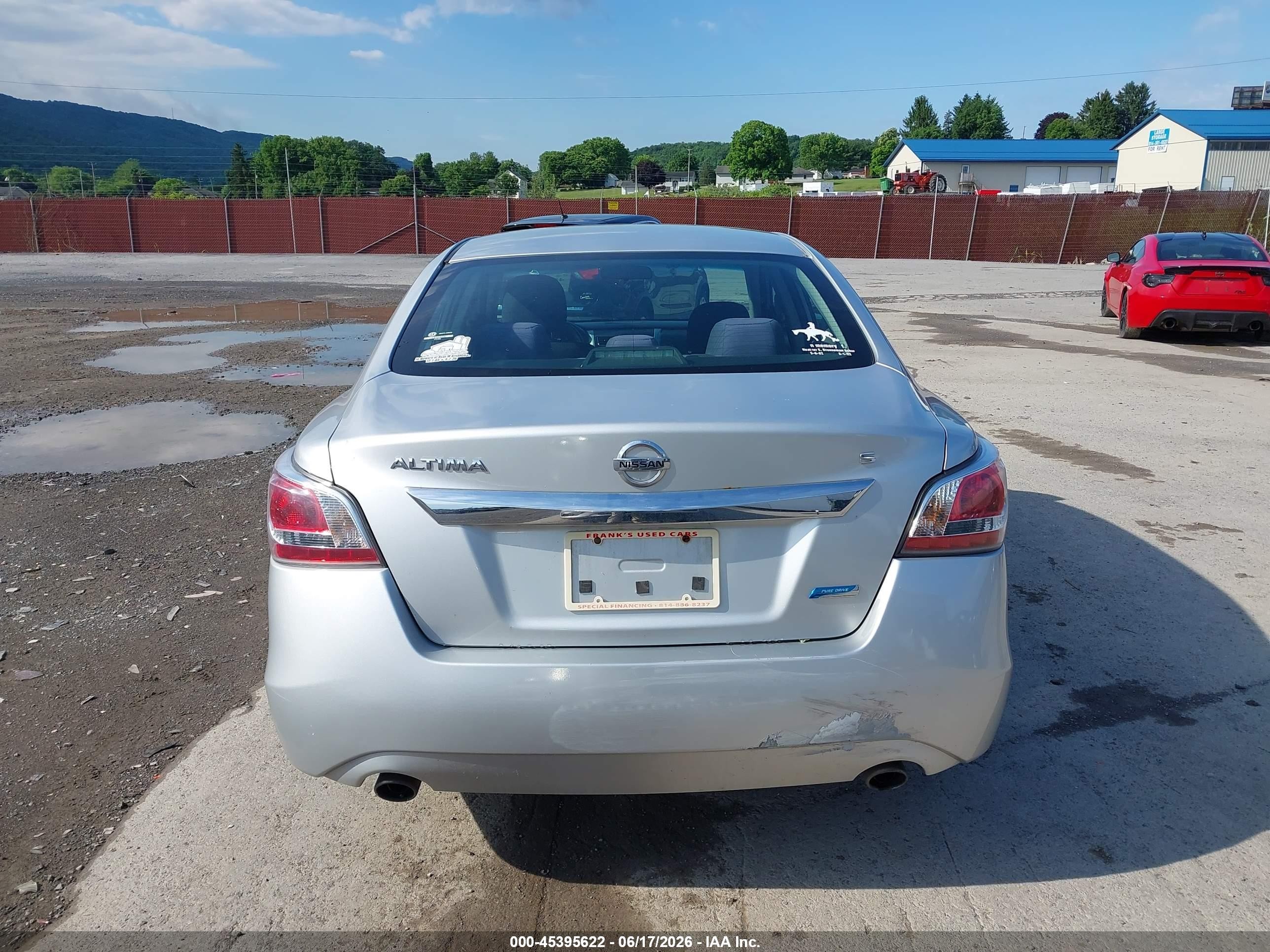 2014 Nissan Altima 2.5 S Silver vin: 1N4AL3AP6EN223121
