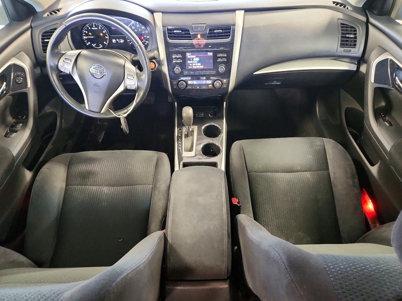 2014 Nissan Altima 2.5 Sv White vin: 1N4AL3AP6EN243403