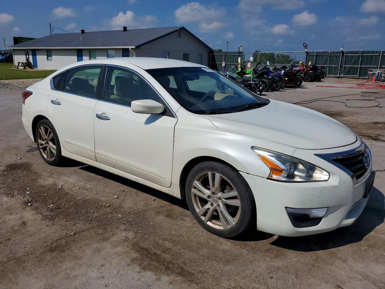 2014 Nissan Altima 2.5 S White vin: 1N4AL3AP6EN245944