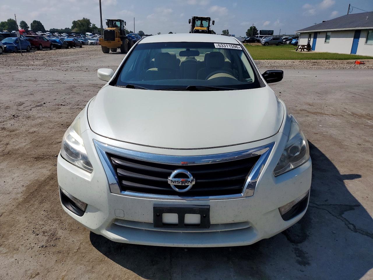 2014 Nissan Altima 2.5 S White vin: 1N4AL3AP6EN245944