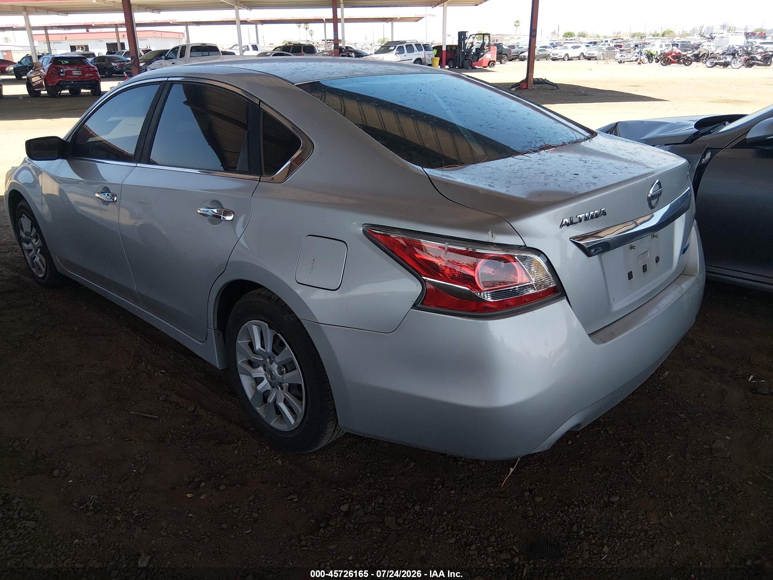 2014 Nissan Altima 2.5 S Серебряный vin: 1N4AL3AP6EN330427