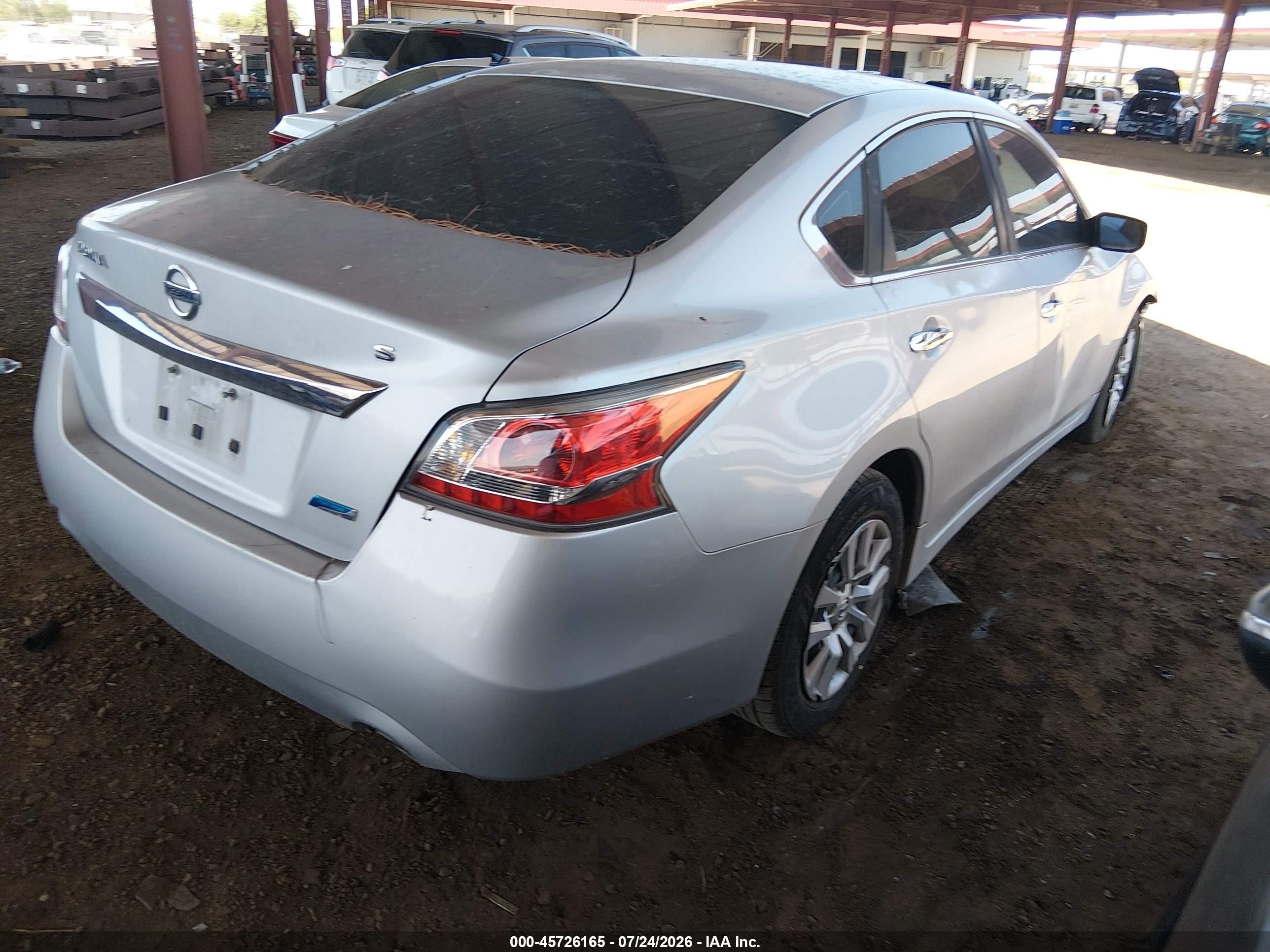 2014 Nissan Altima 2.5 S Серебряный vin: 1N4AL3AP6EN330427