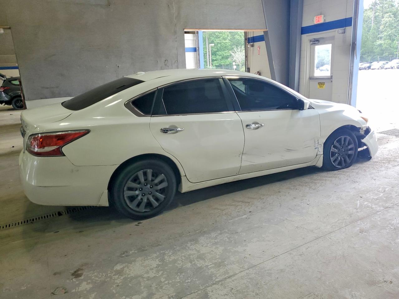 2014 Nissan Altima 2.5 S Белый vin: 1N4AL3AP6EN333893