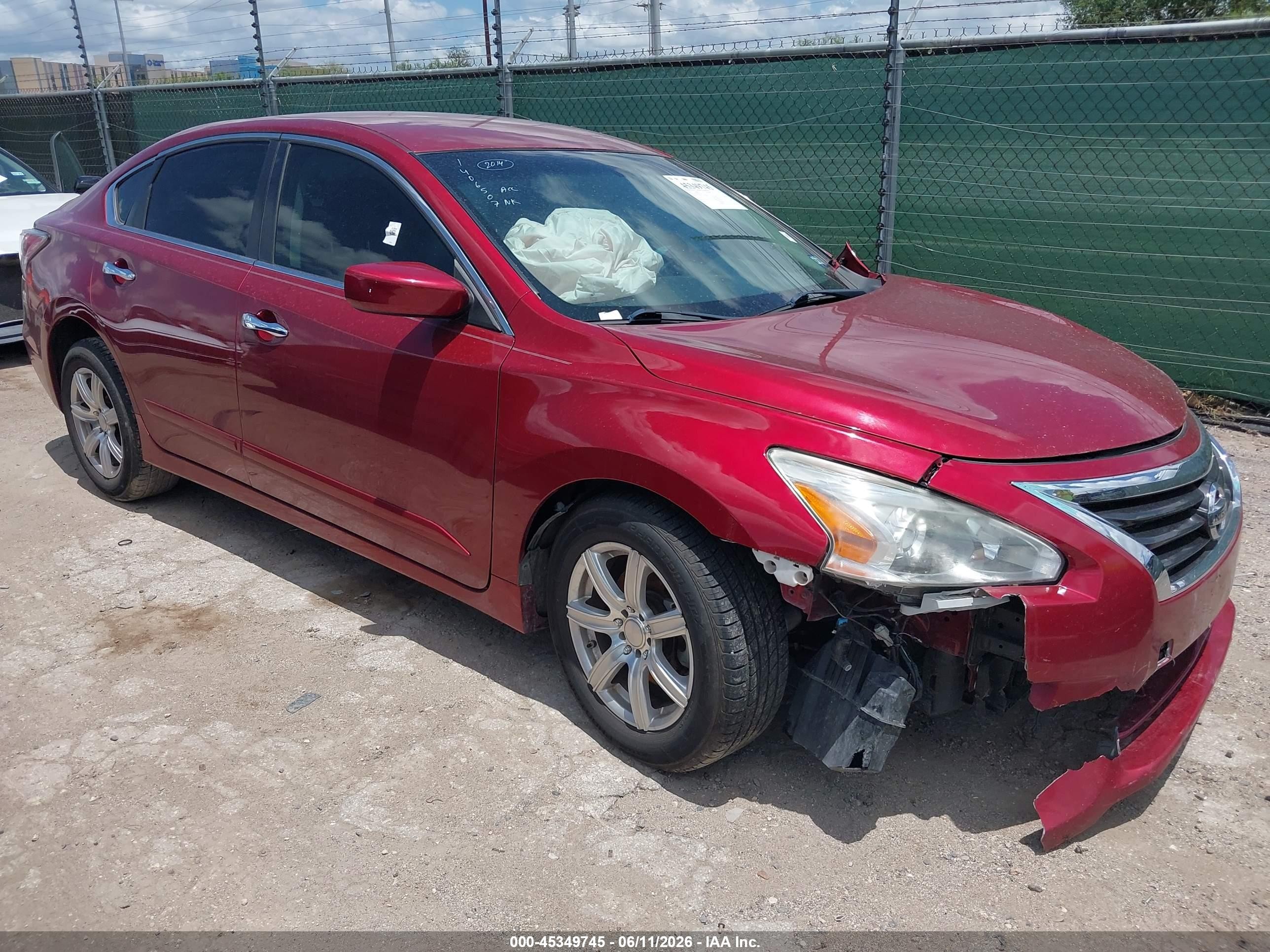 2014 Nissan Altima 2.5 S Красный vin: 1N4AL3AP6EN341251