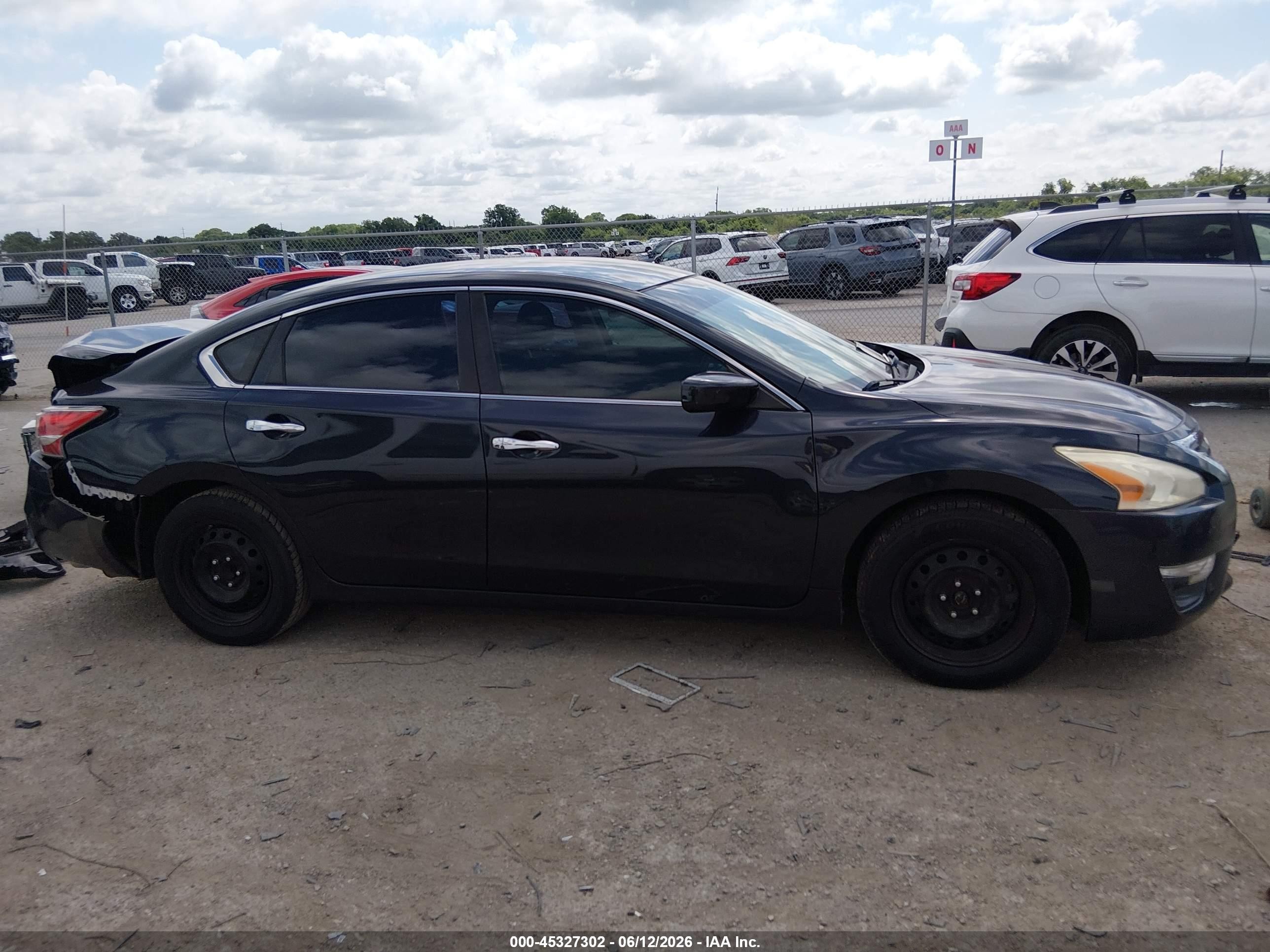 2014 Nissan Altima 2.5 S Black vin: 1N4AL3AP6EN344103