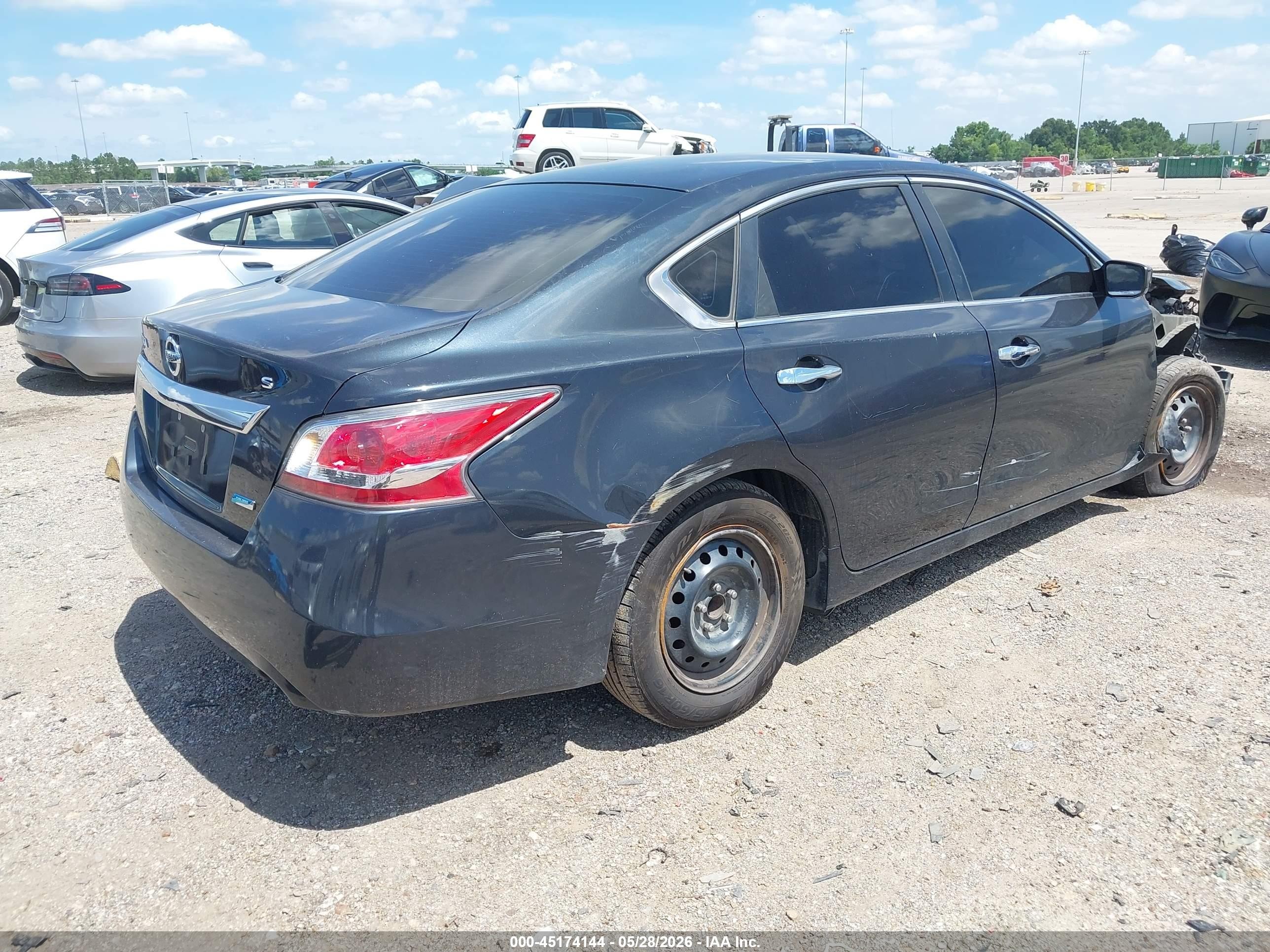 2014 Nissan Altima 2.5 S Gray vin: 1N4AL3AP6EN345395